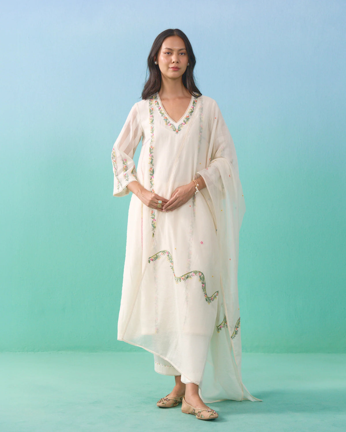 Firdaus Ivory Mul Chanderi Dupatta