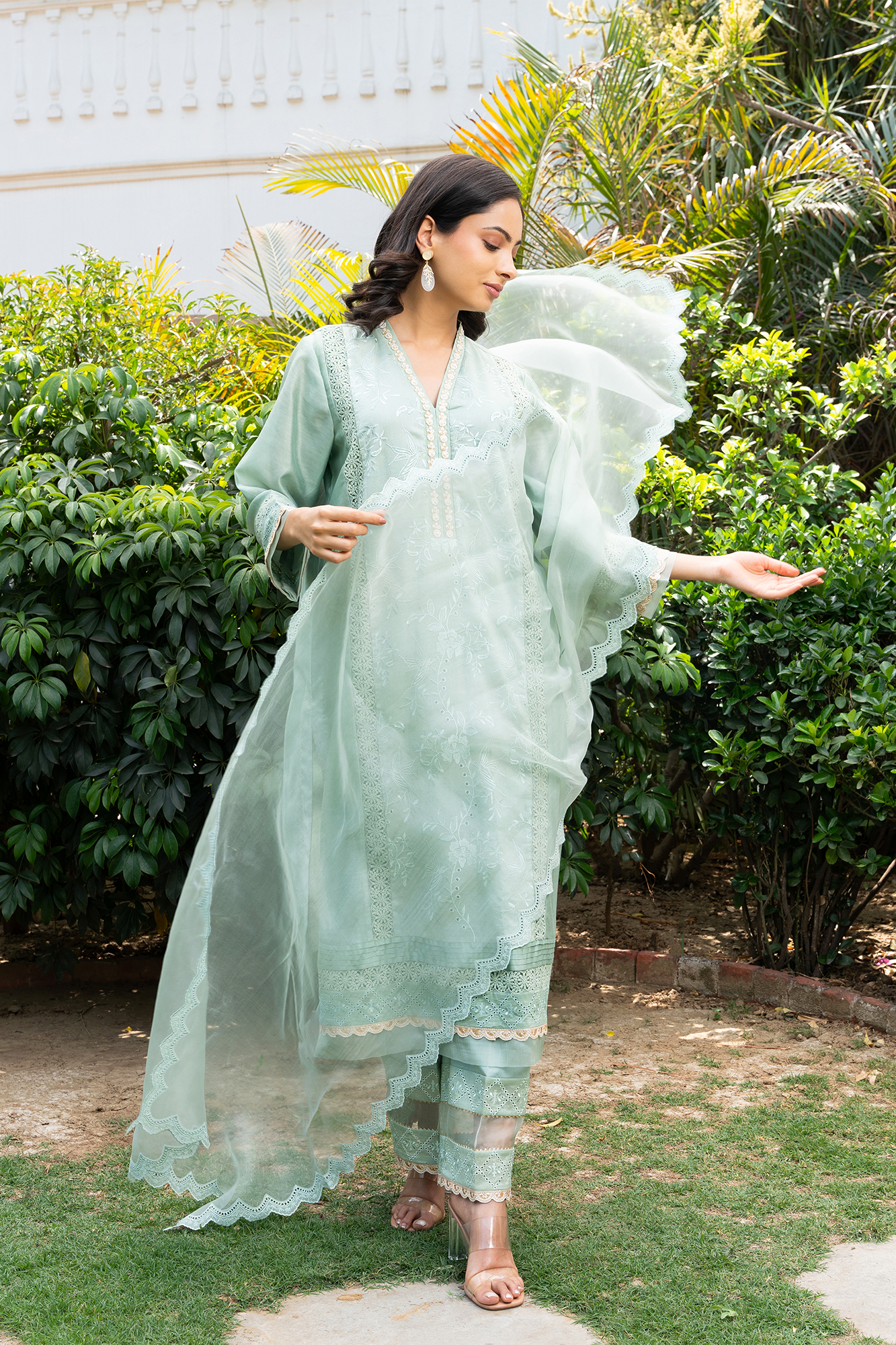 Floral Jaal Embroidered Panelled Kurta Set