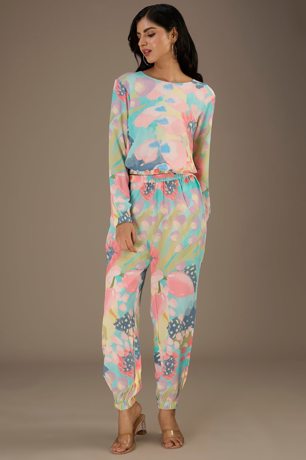 Euphoria Printed Top With Jogger Pant