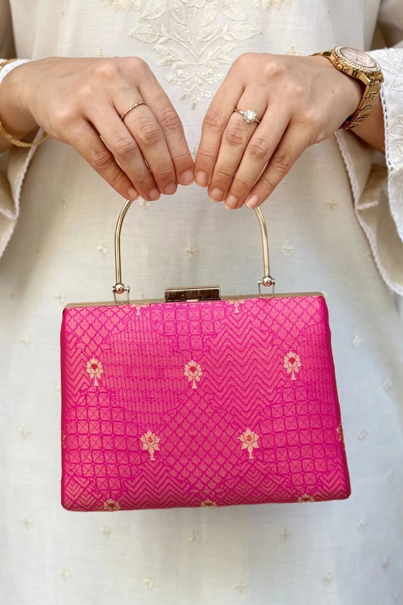 Zahri Silk Clutch - Pink