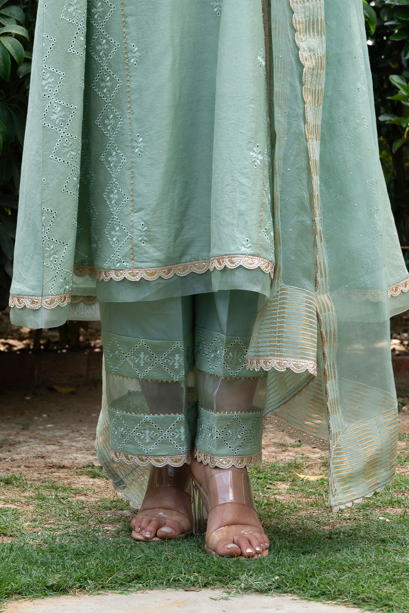 Buti Embroidered Panelled Kurta Set