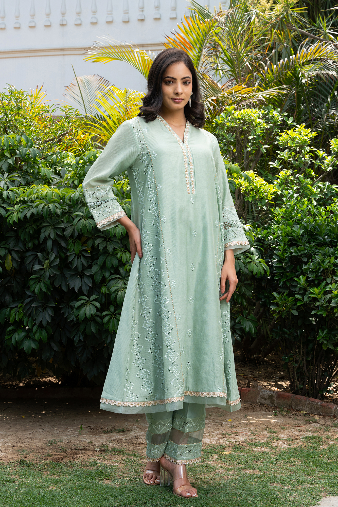 Buti Embroidered Panelled Kurta Set