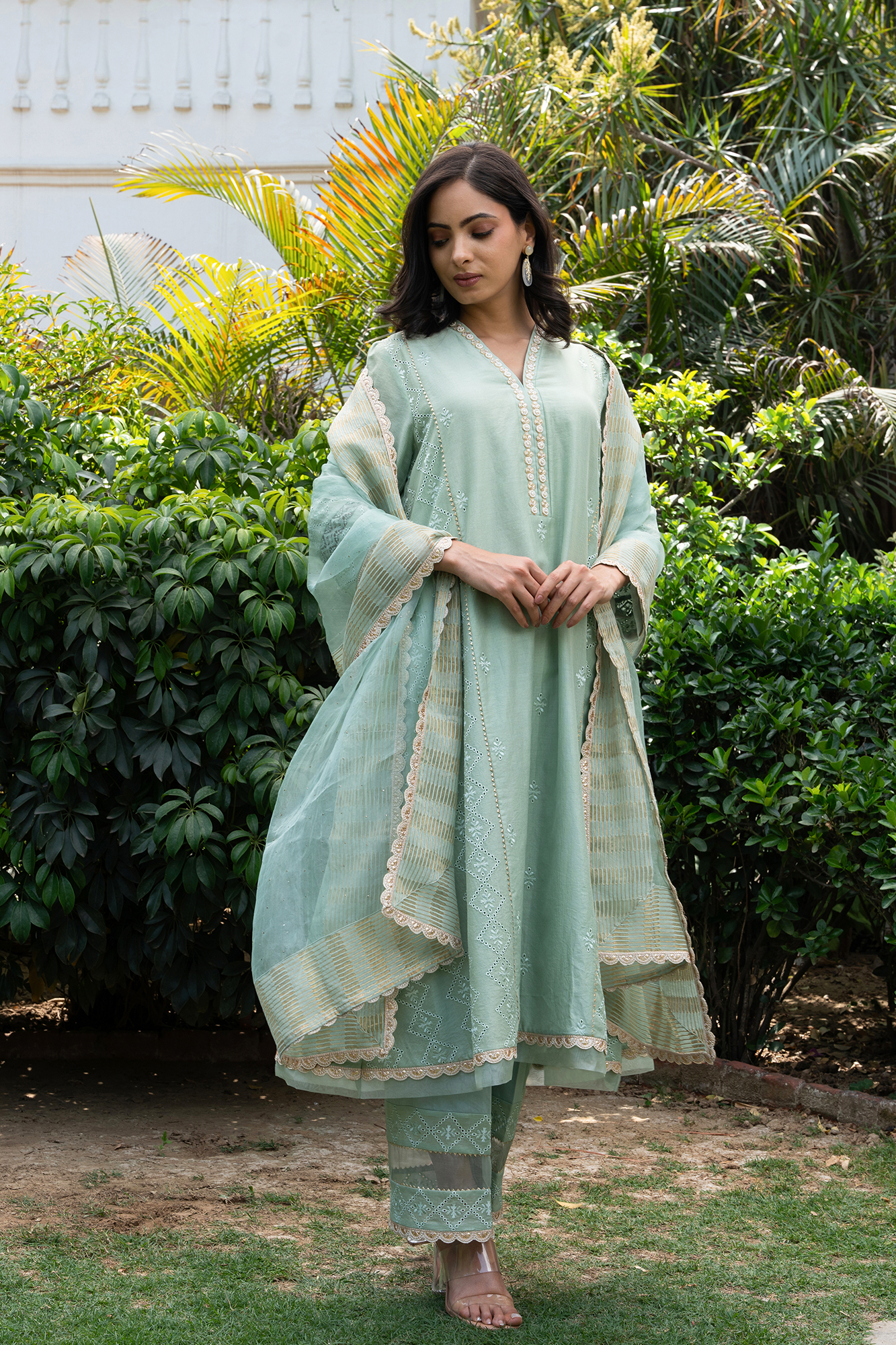 Buti Embroidered Panelled Kurta Set