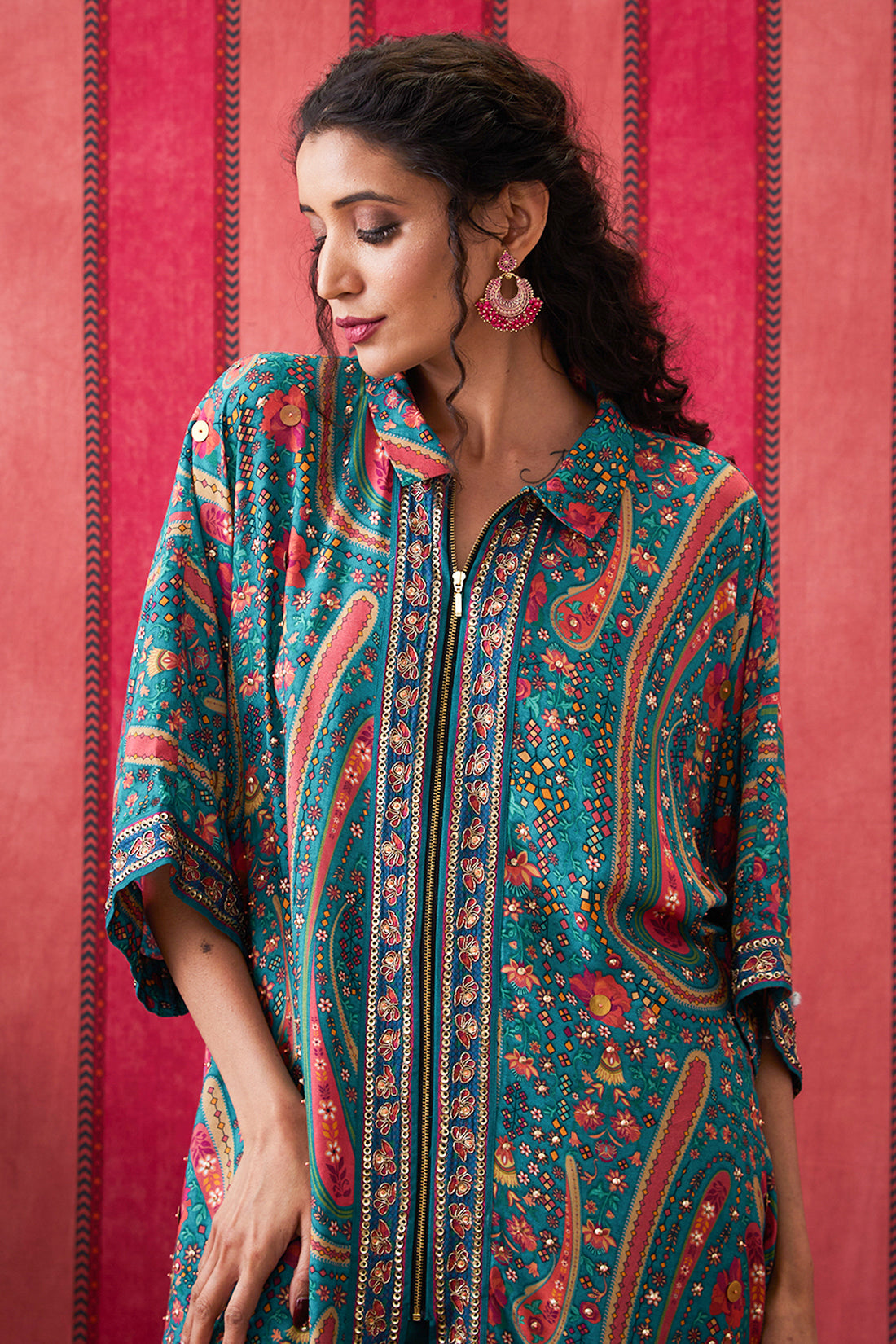 Qala Embroidered Asymmetric Kurta Set