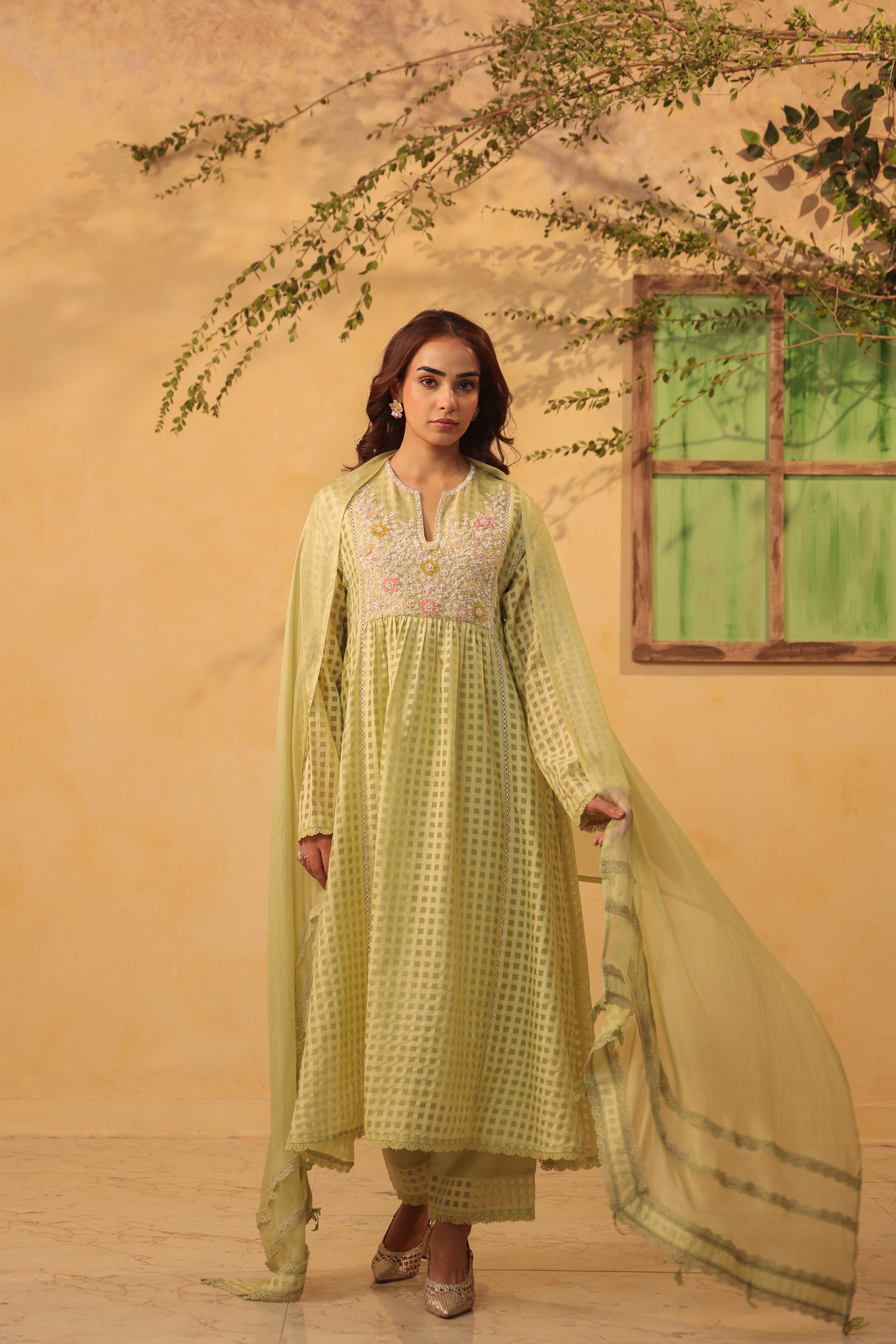 Vaayu Green Panelled Kalidar Set