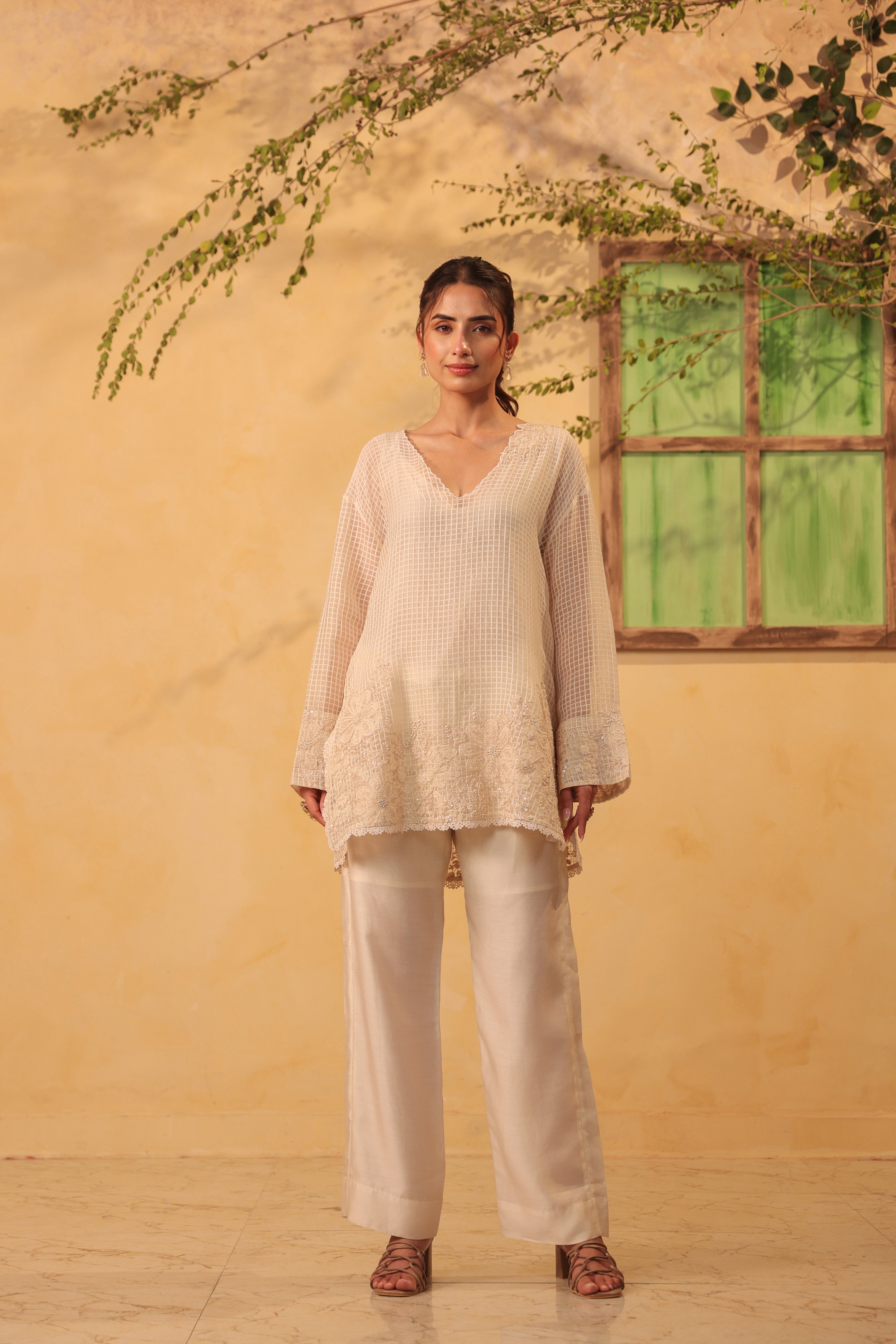 Vaayu Ivory Heavy Applique Co-ord Set