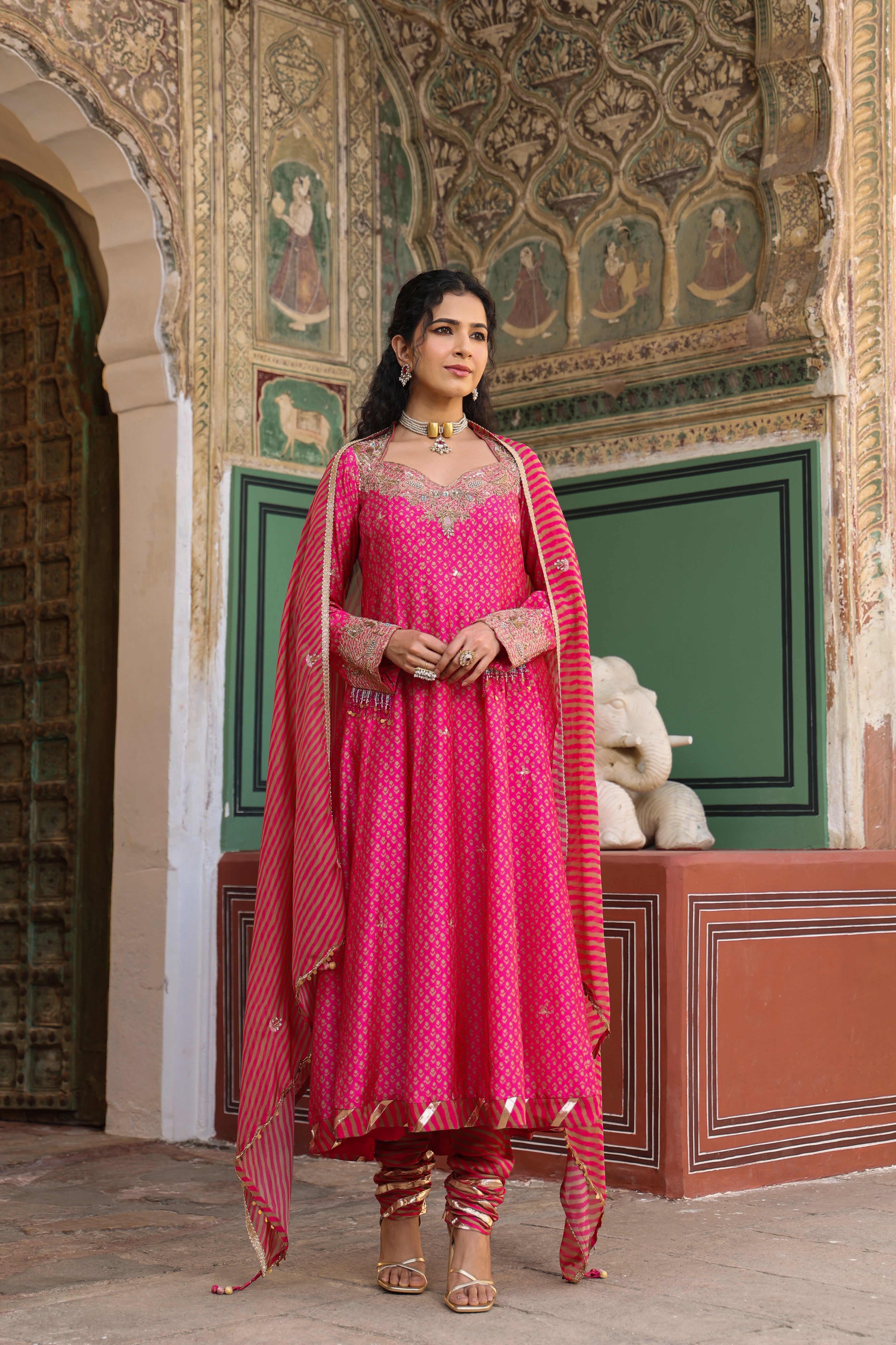 Pink Riwayat Printed Kalidar Set