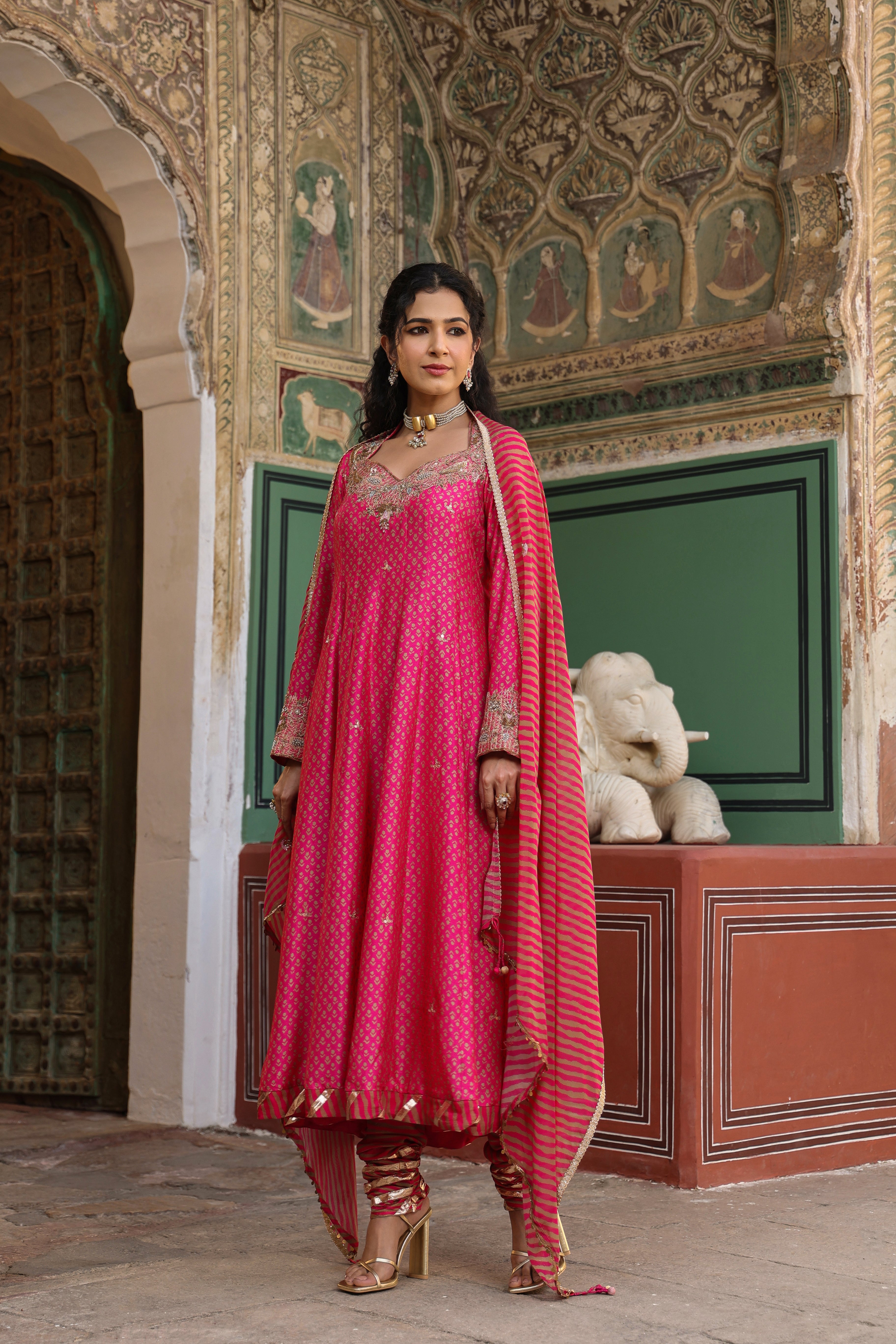 Pink Riwayat Printed Kalidar Set