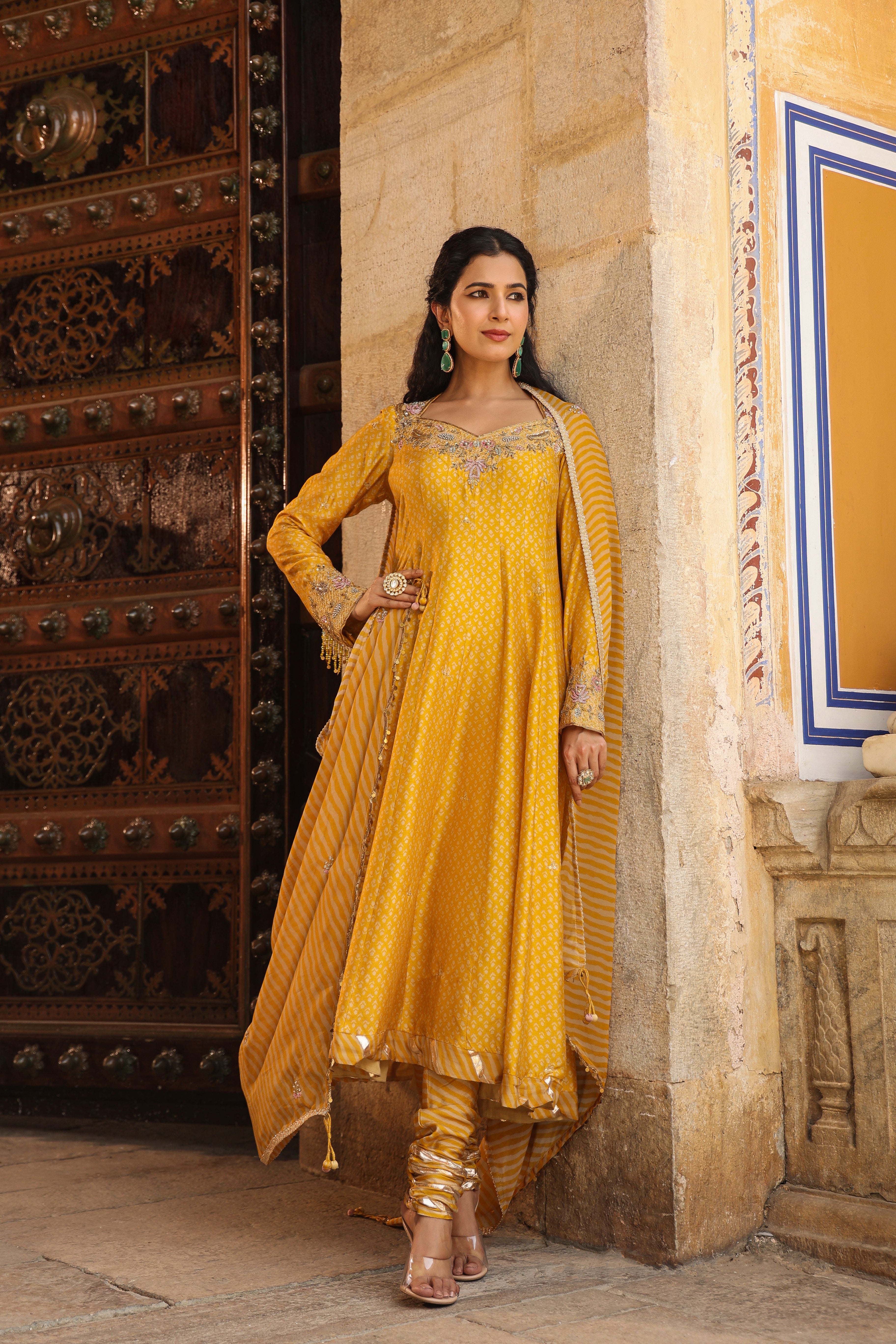 Mustard Riwayat Printed Kalidar Set