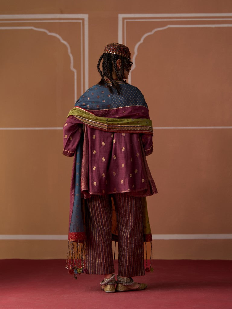 Oorja Kurta