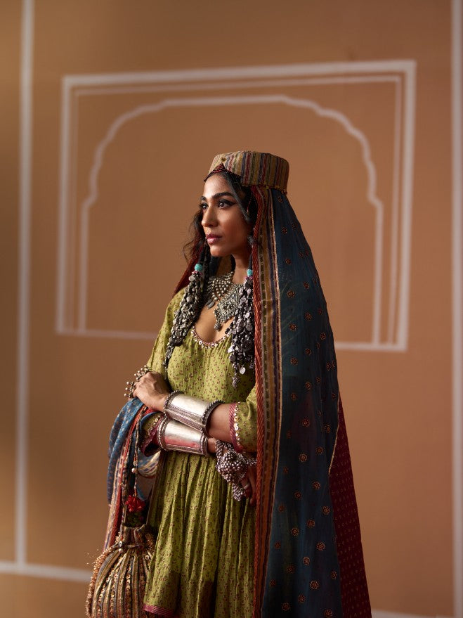 Samar Dupatta