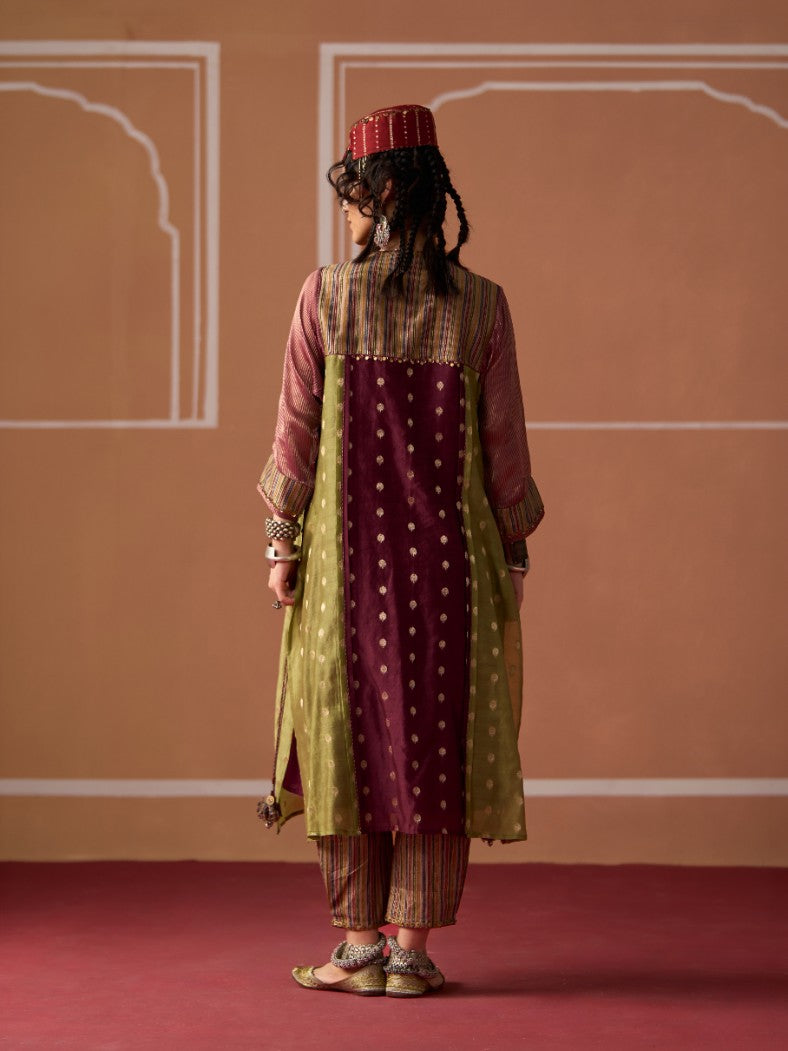 Raina Kurta