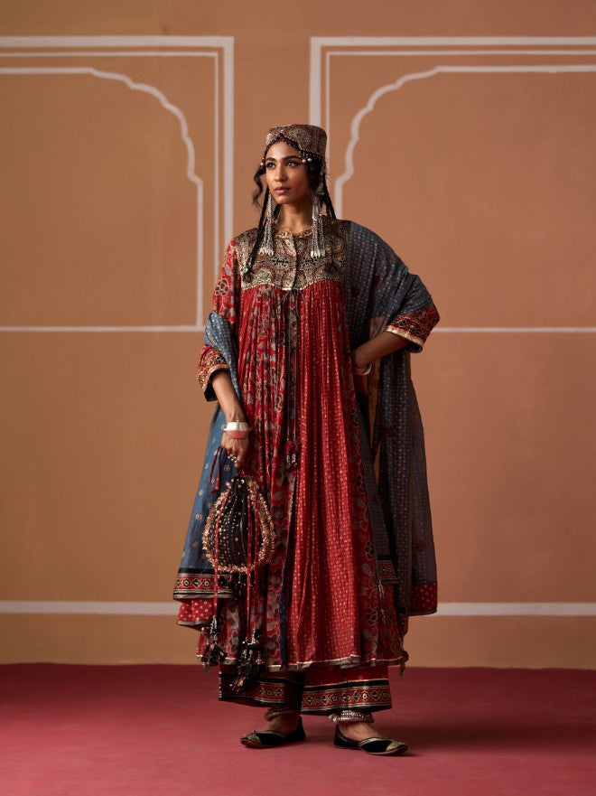Tejas Dupatta