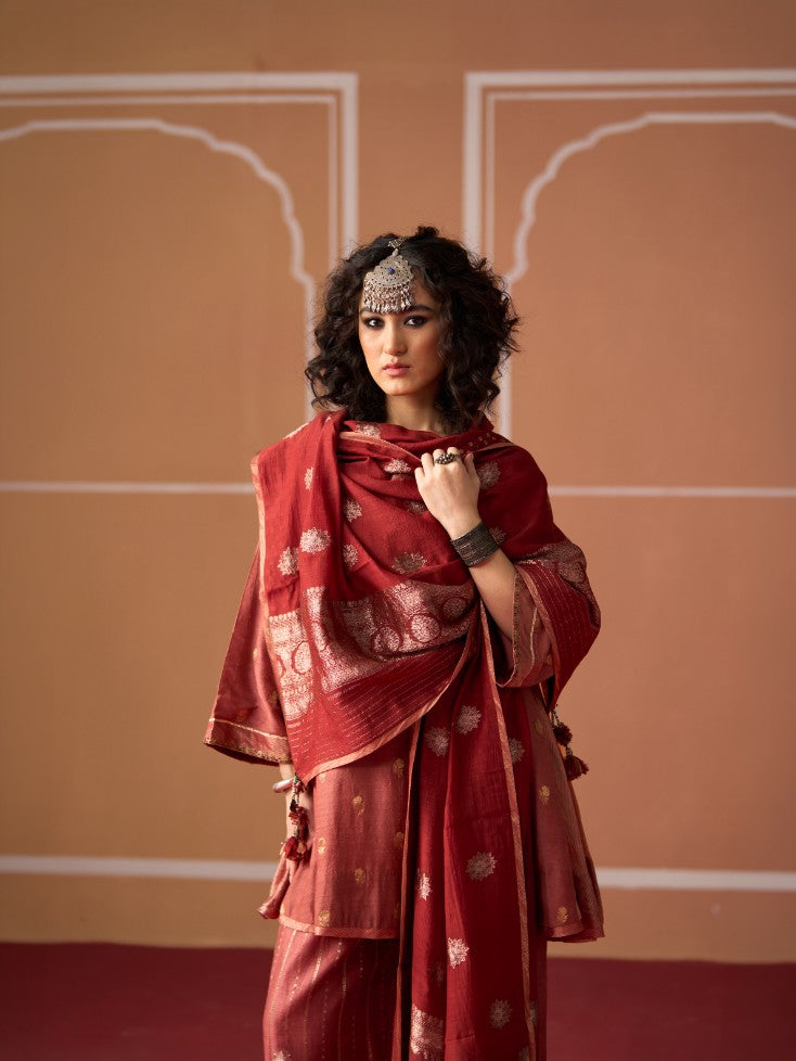 Charu Kurta