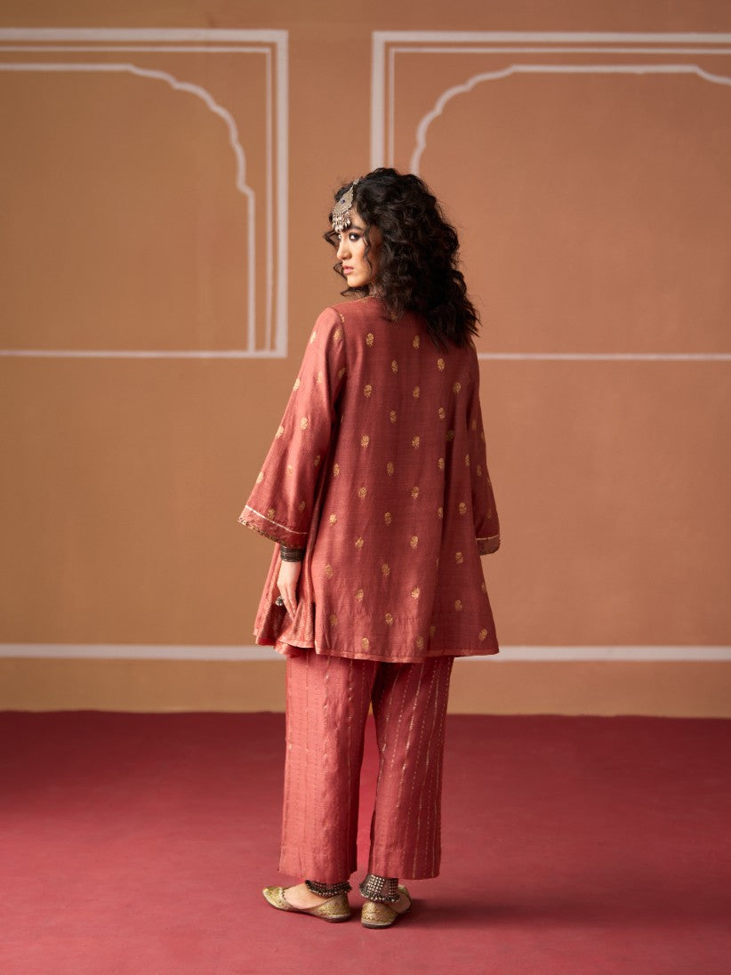 Charu Kurta