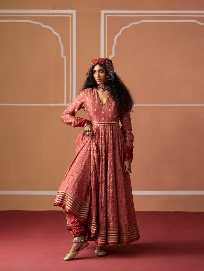 Krisha Kurta
tania Churidar