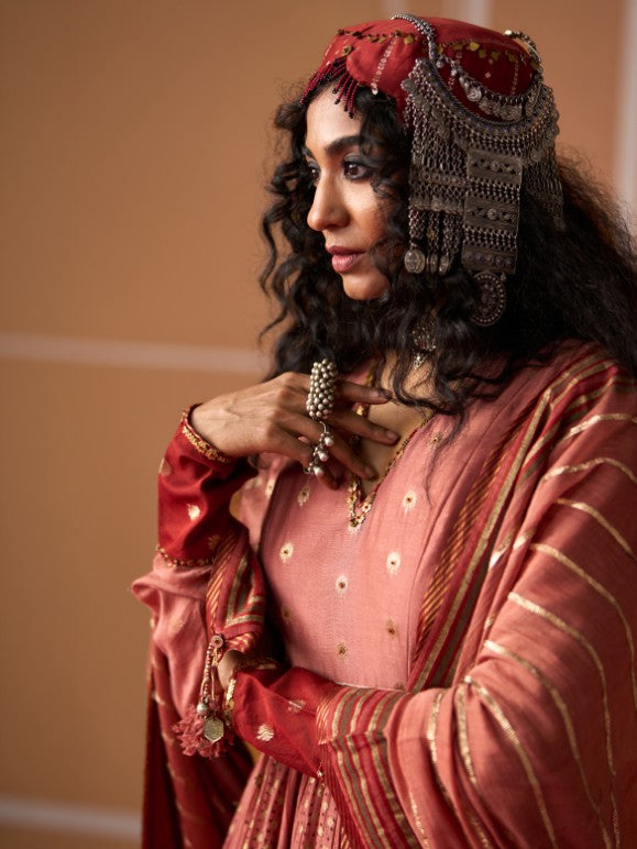 Krisha Kurta
tania Churidar