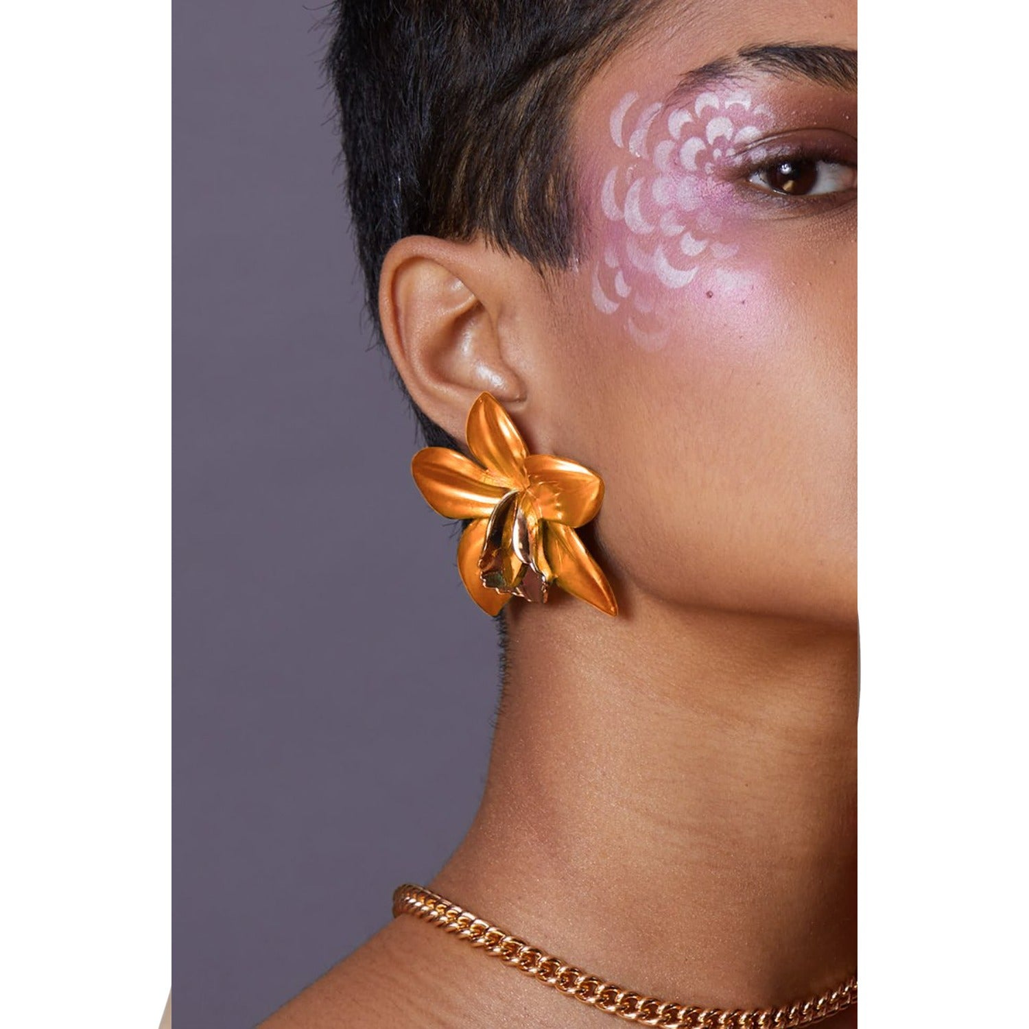 Valliyan Metallic Orchid Earrings Orange