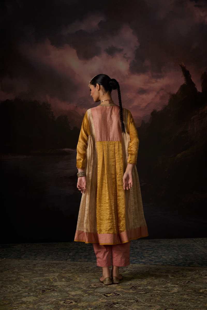 Gul Kurta