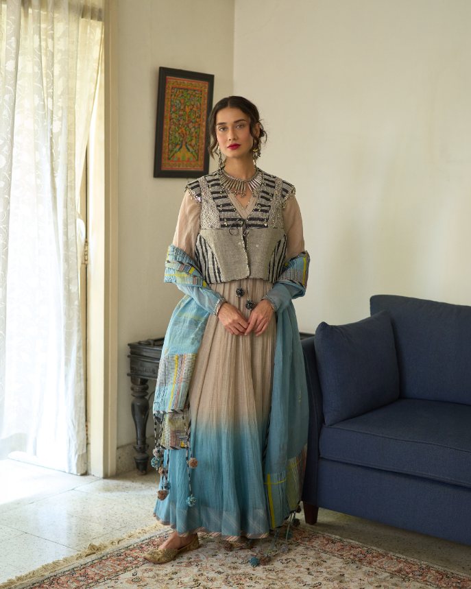 Tina Dupatta