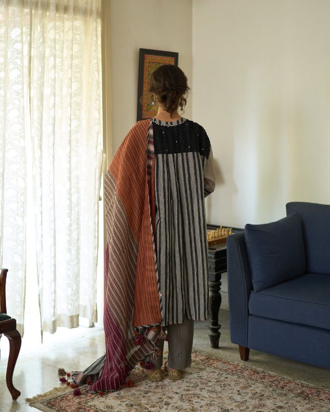 Lopa Dupatta