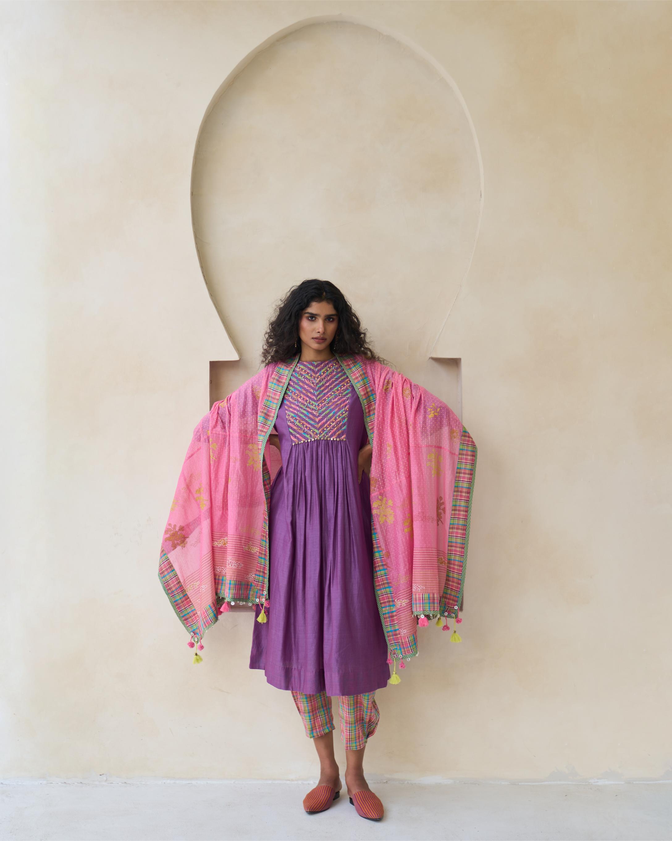 Nova Dupatta