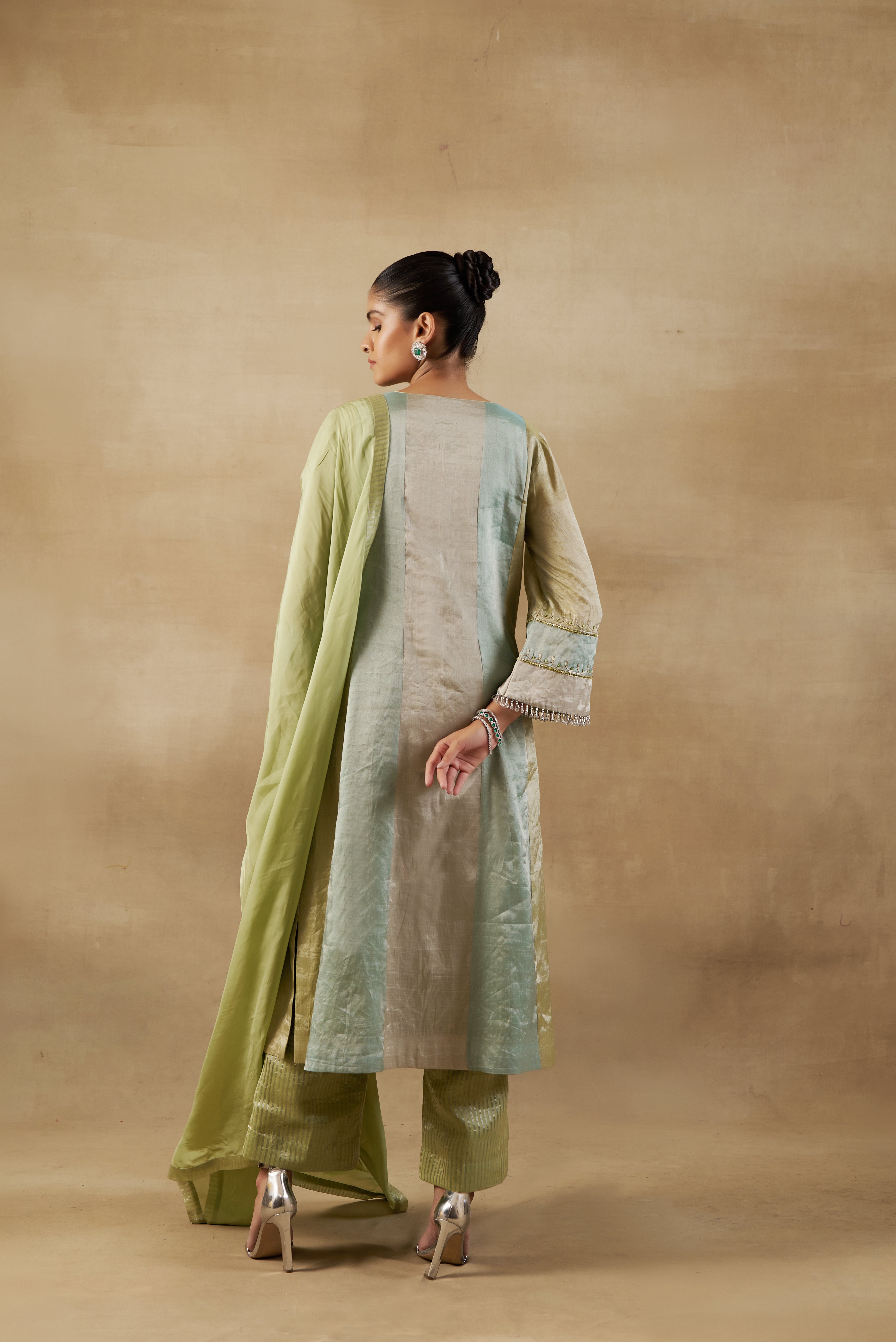 Green Long Kalidaar Kurta Set With Silk Dupatta