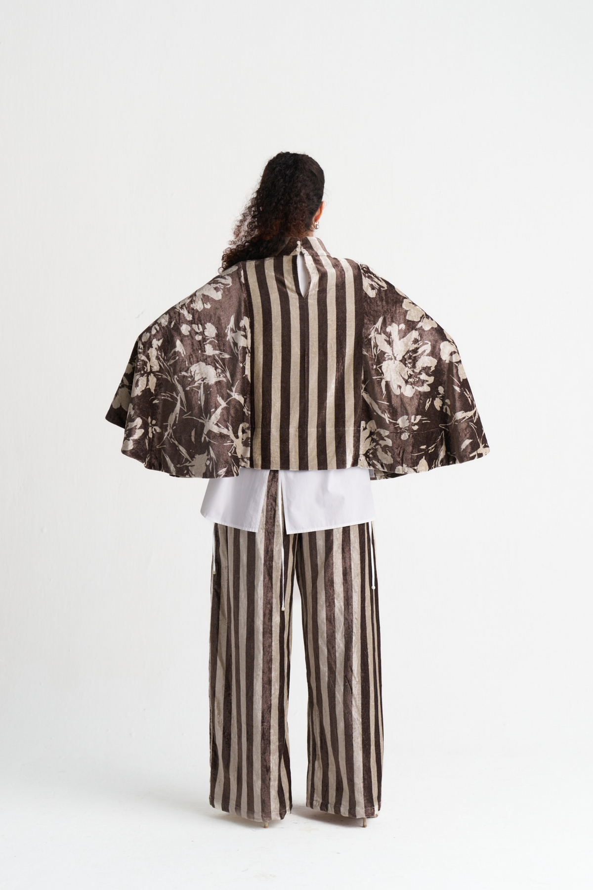 Velvet Poncho Co-ord (set Of 3)
