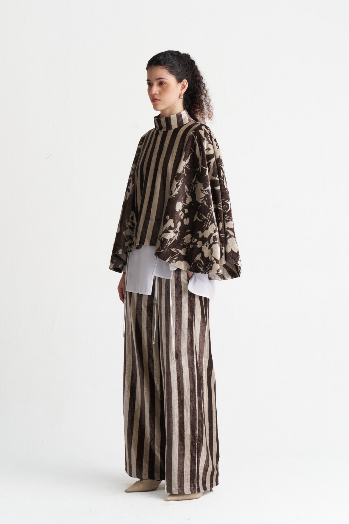 Velvet Poncho Co-ord (set Of 3)
