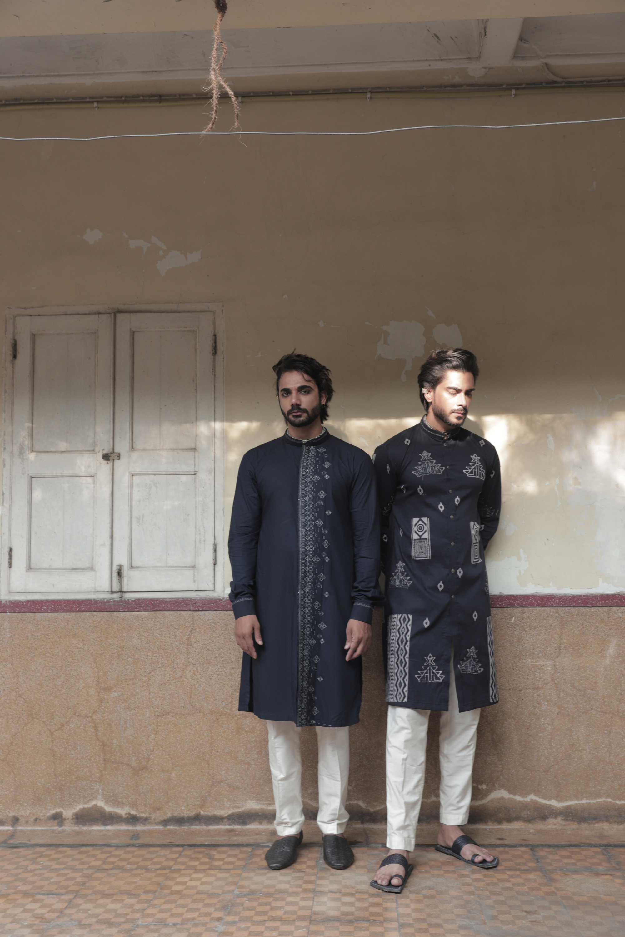 Kabira Embroidered Kurta Set