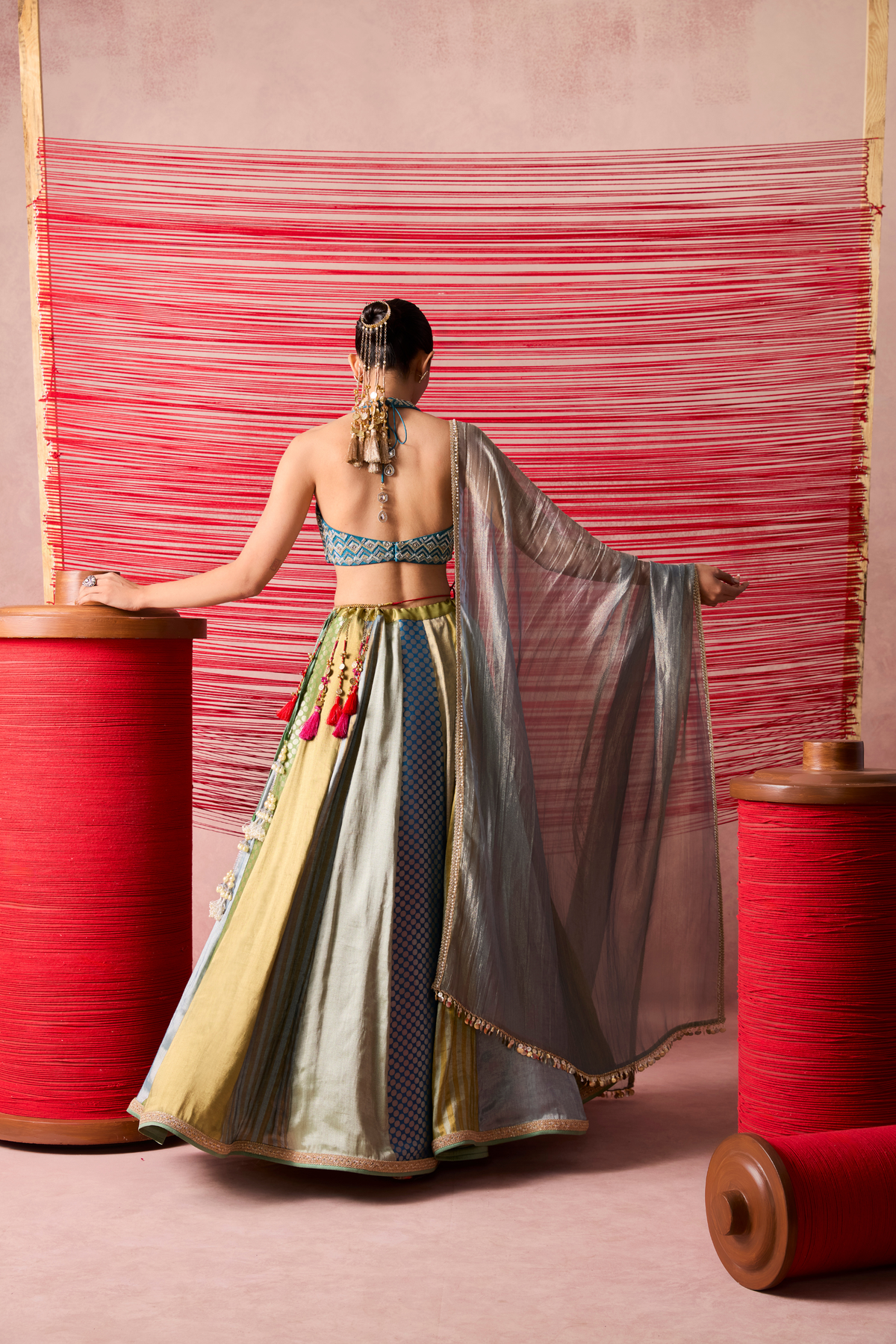 Roshni Lehenga