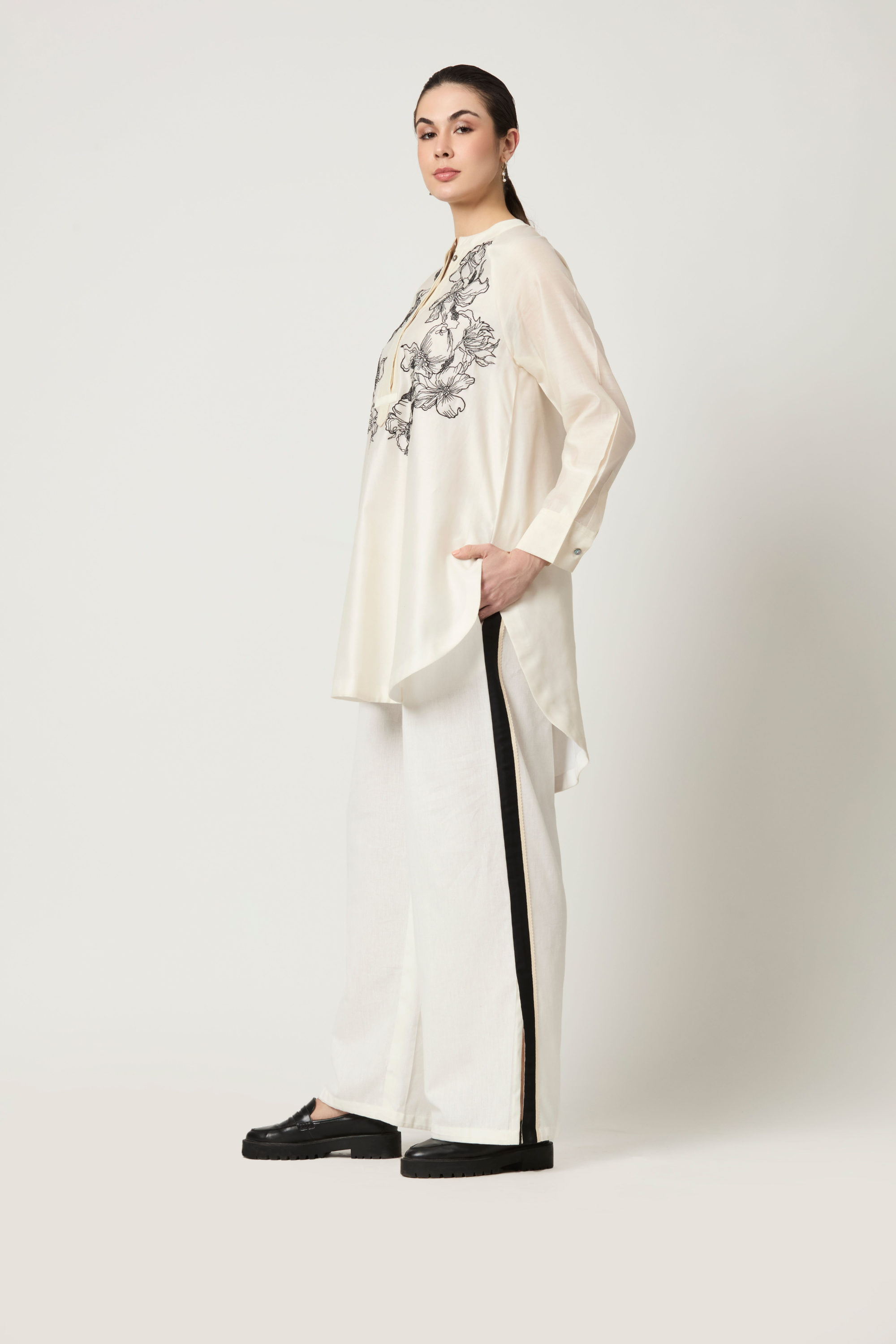 Luna Embroidered Tunic