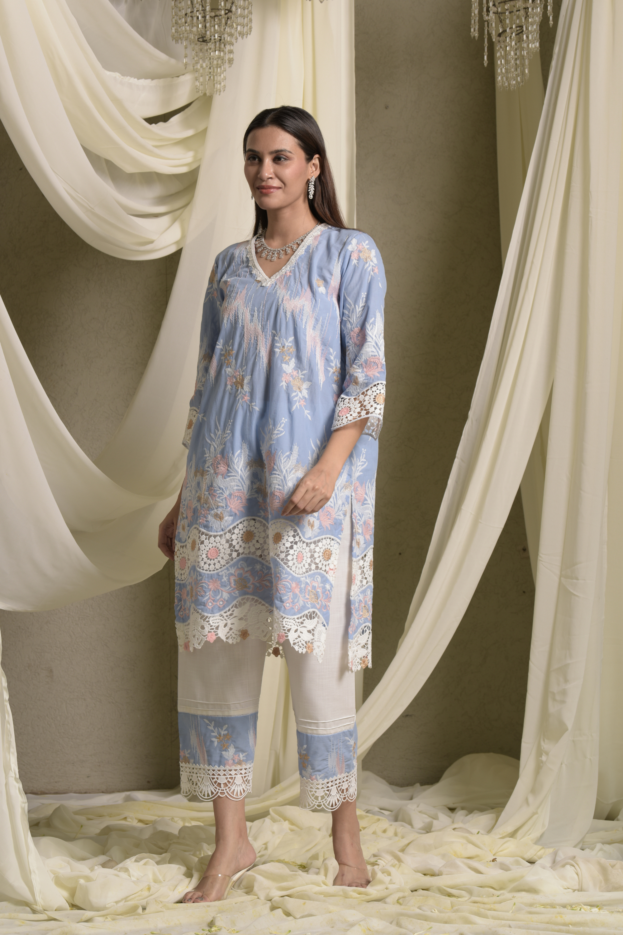 Myra Mesh Floral Lace Kurta With Pants - Blue