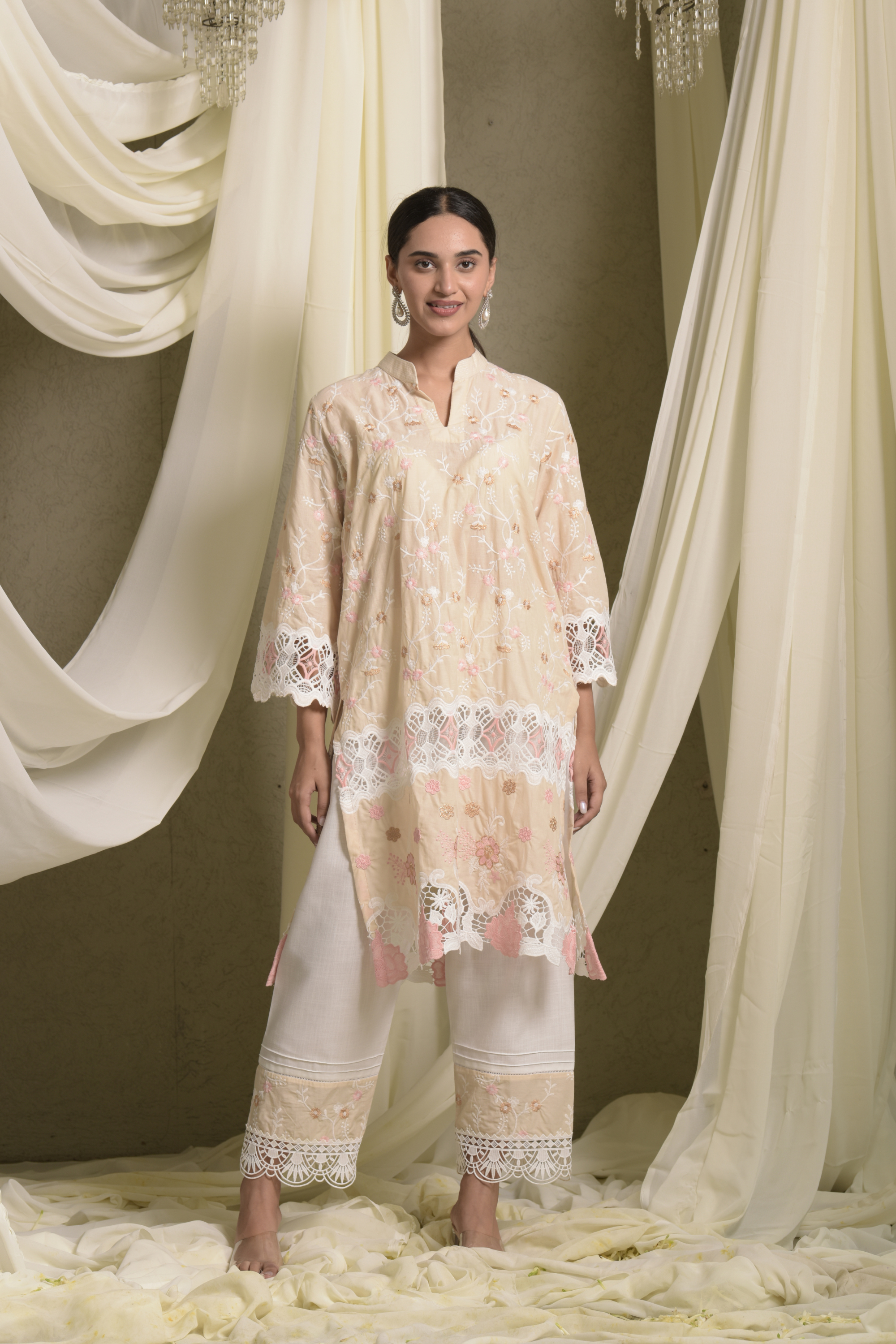 Myra Mesh Floral Lace Kurta With Pant - Beige