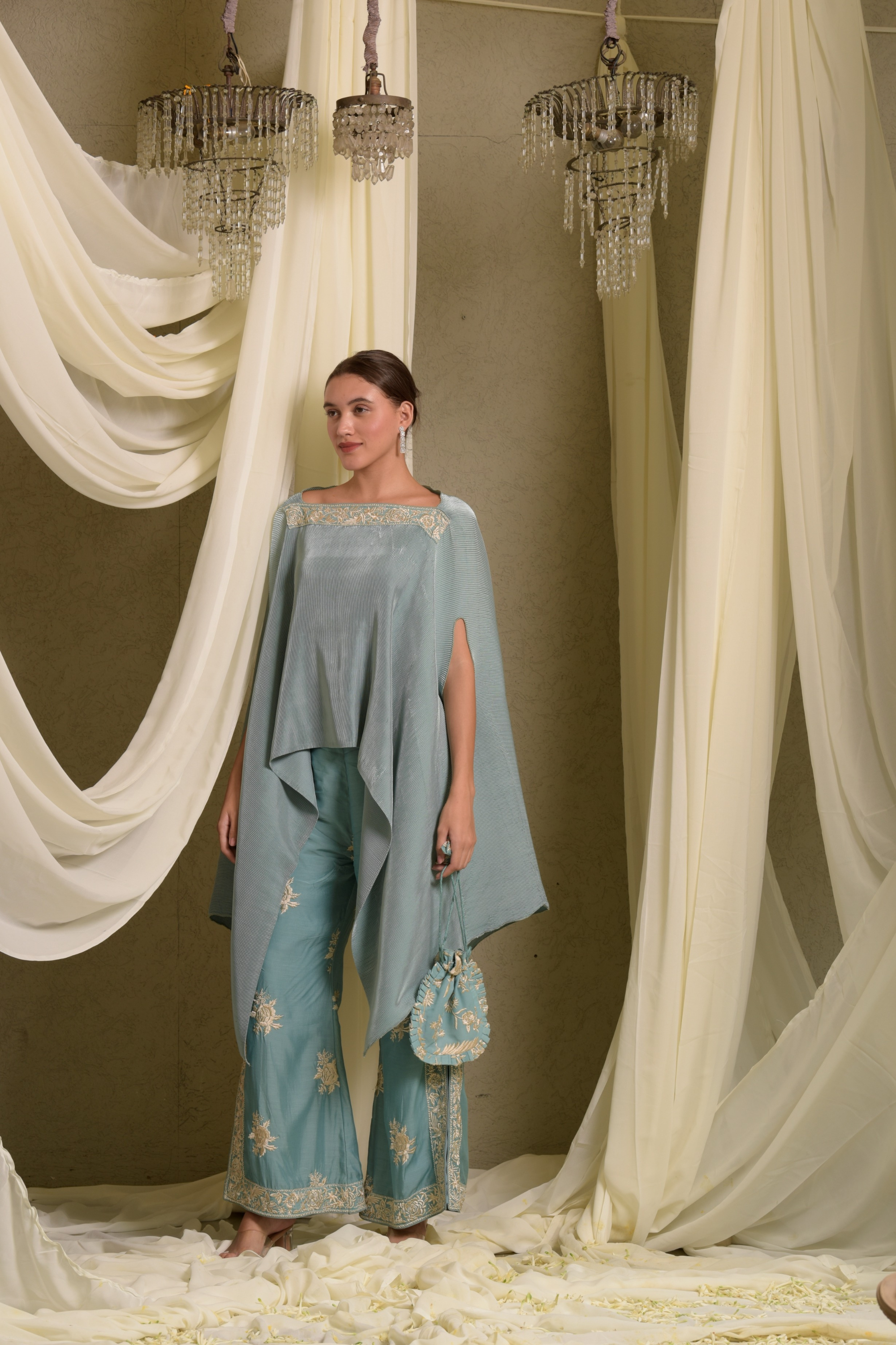 Reyna Gara Glazed  Cape With Pants