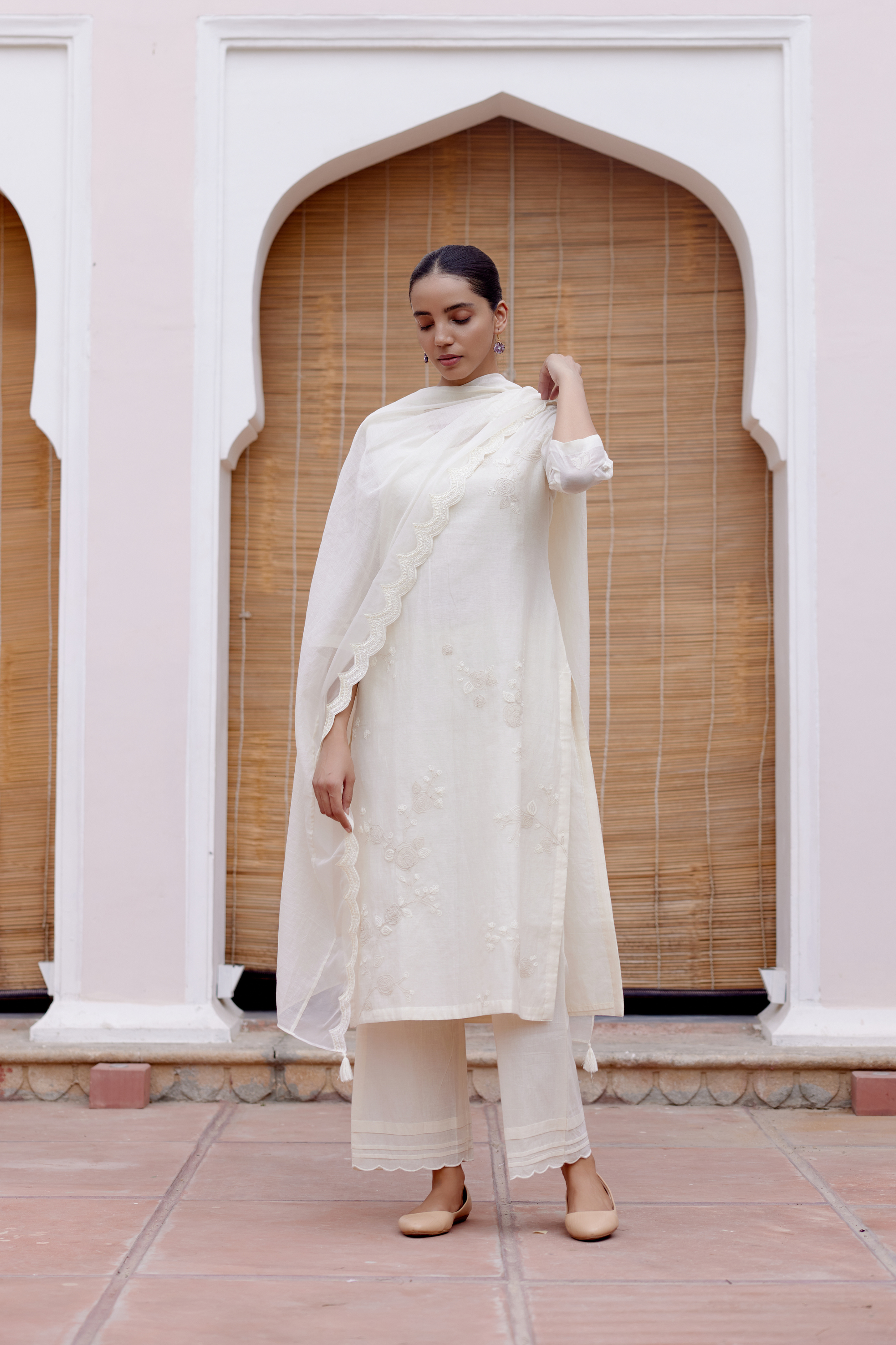 Swan Applique Kurta Set