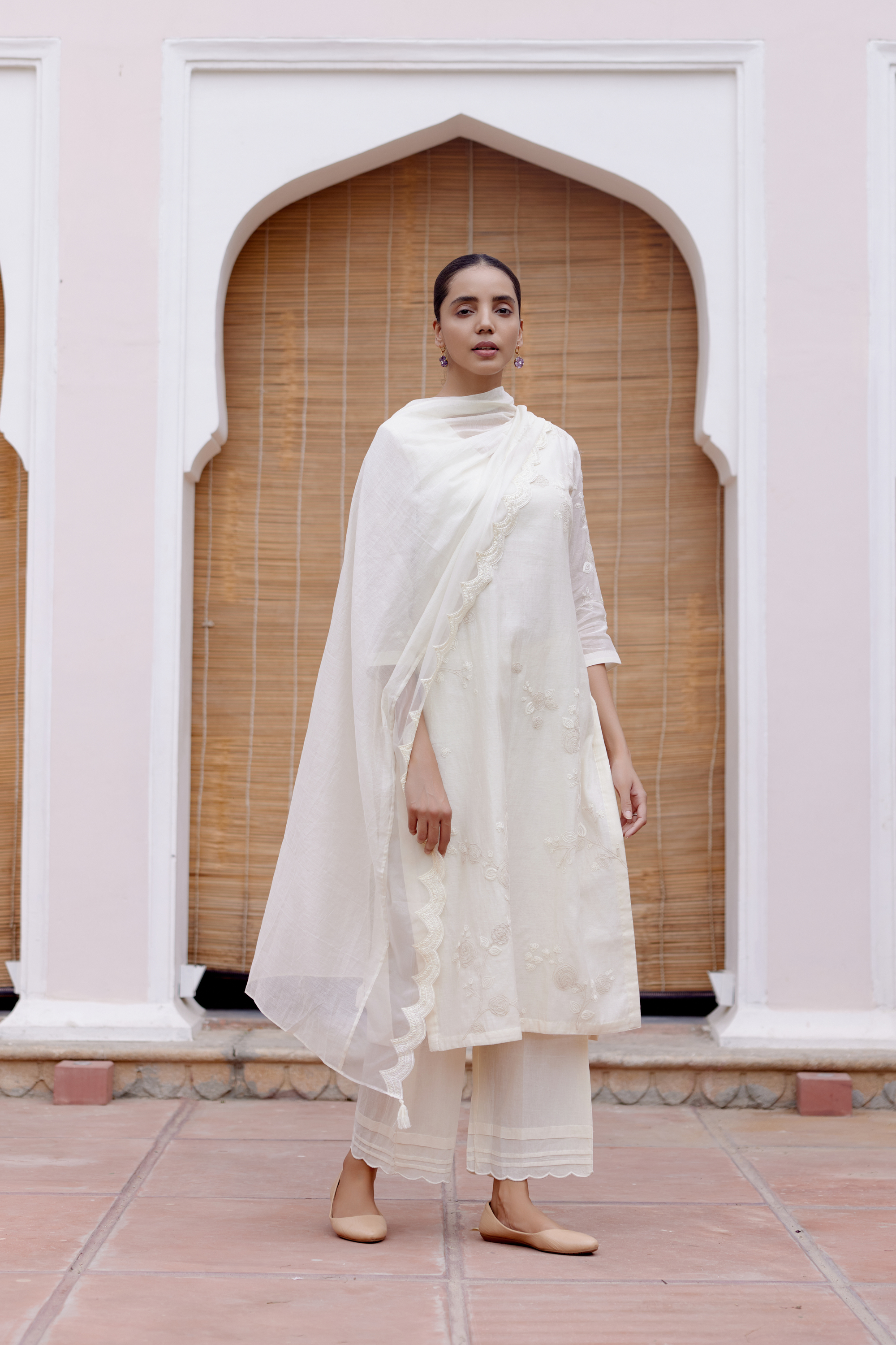 Swan Applique Kurta Set