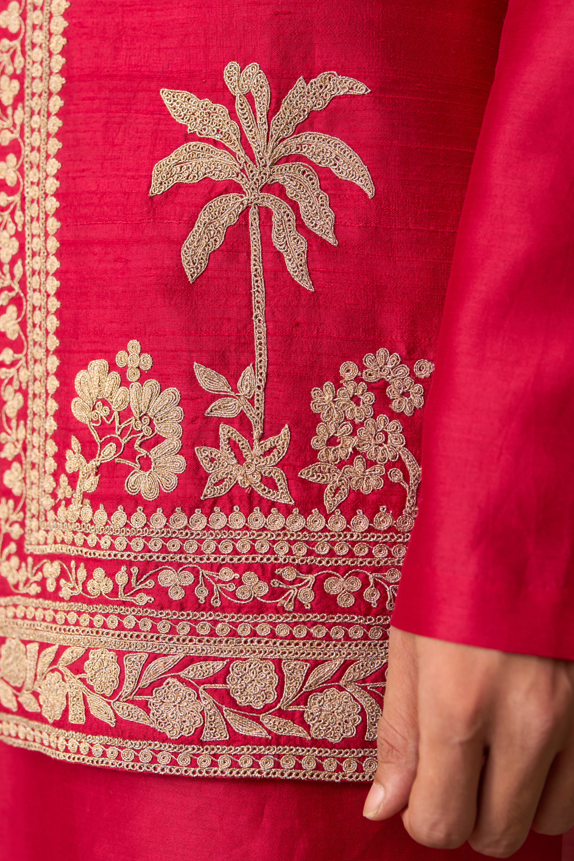 Roshan
kurta Bandi Set