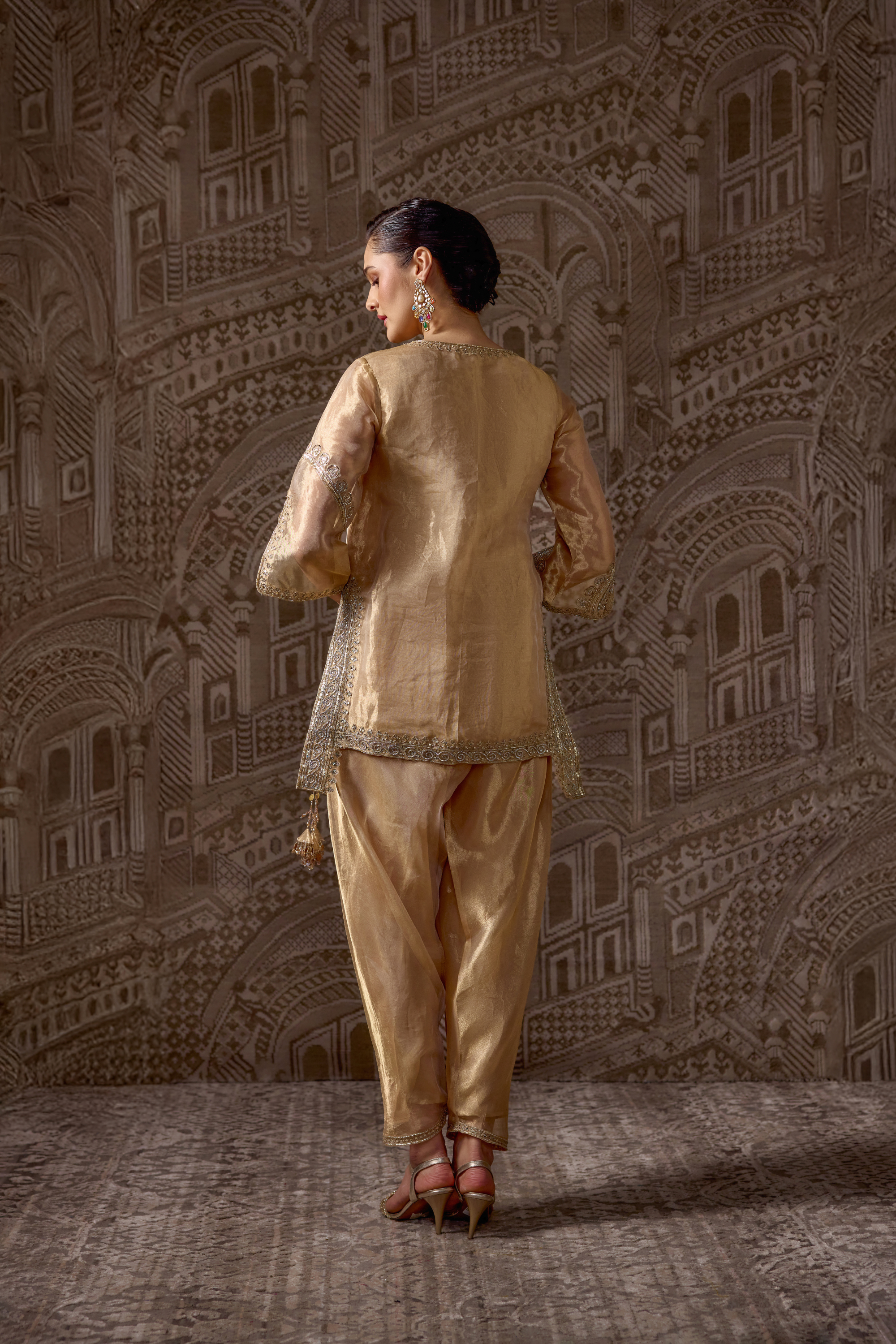 The Goldbound Kurta Set