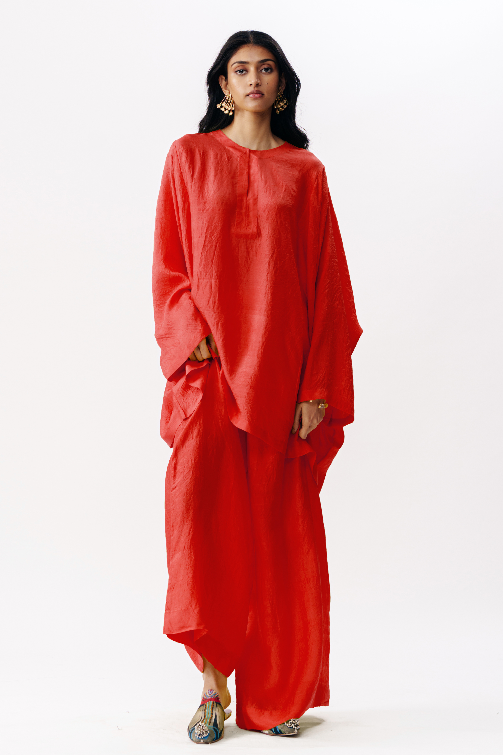 Relaxed Kurta And Pants Set