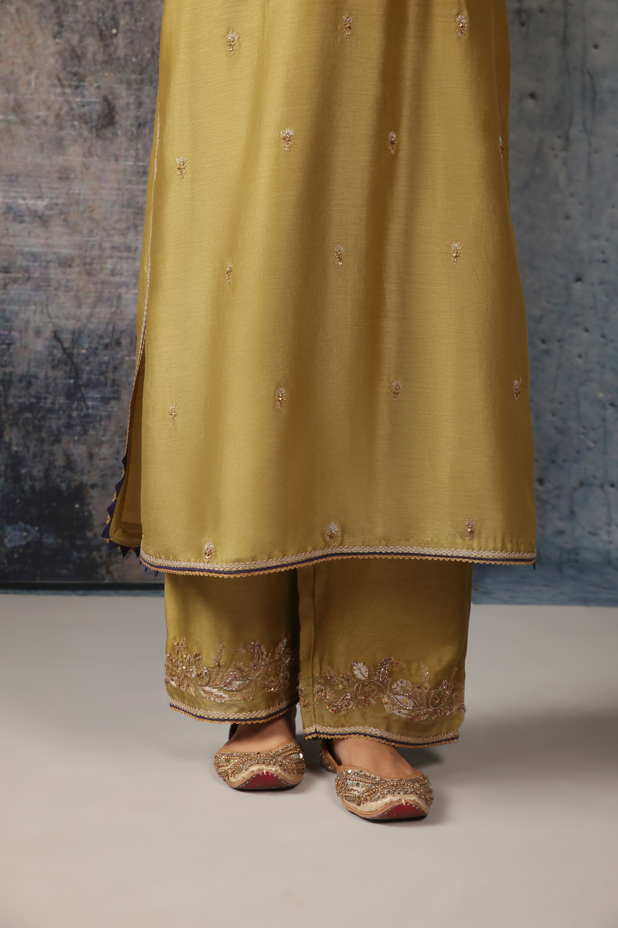 Mehrang Olive Green Straight Long Kurta Set