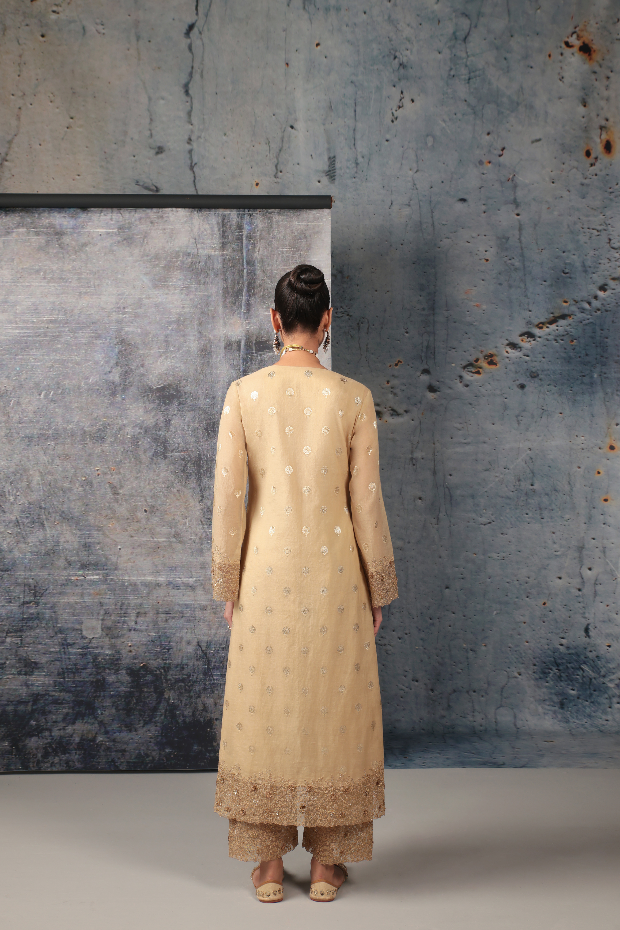 Mehrang Ivory Farshi Kurta Set
