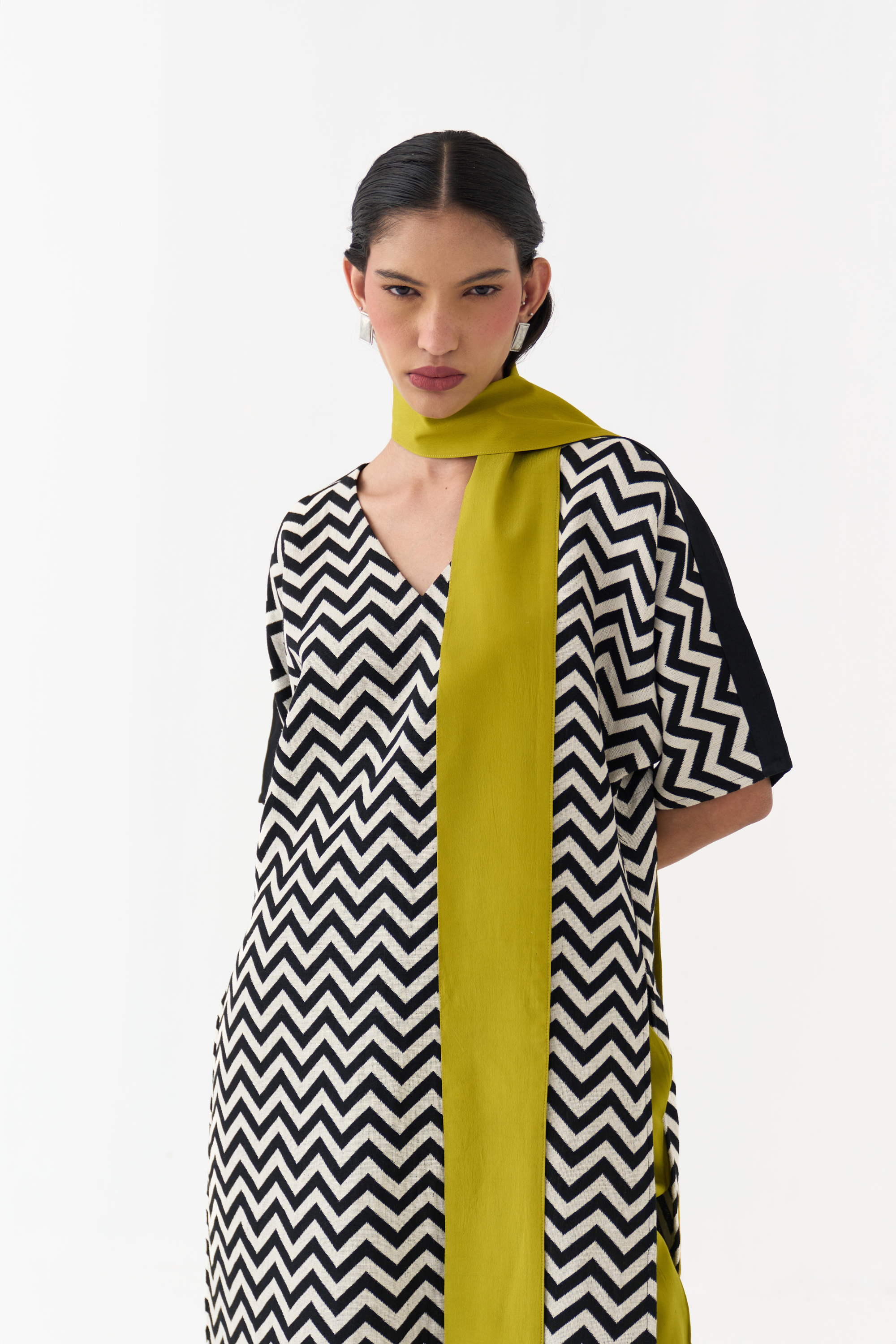 V Neck Kaftan Co-ord (set Of 3)