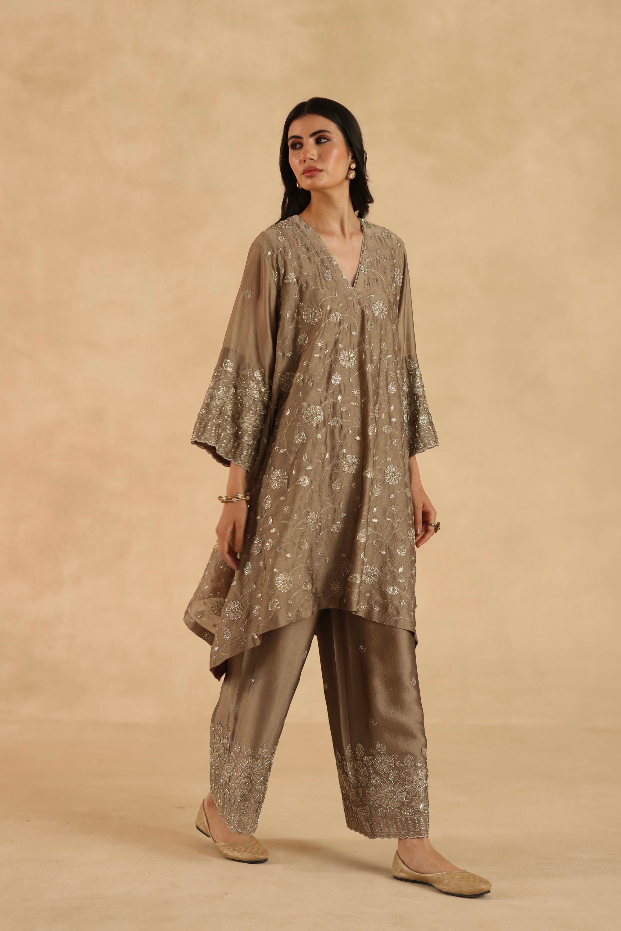 Polki Farshi Set
