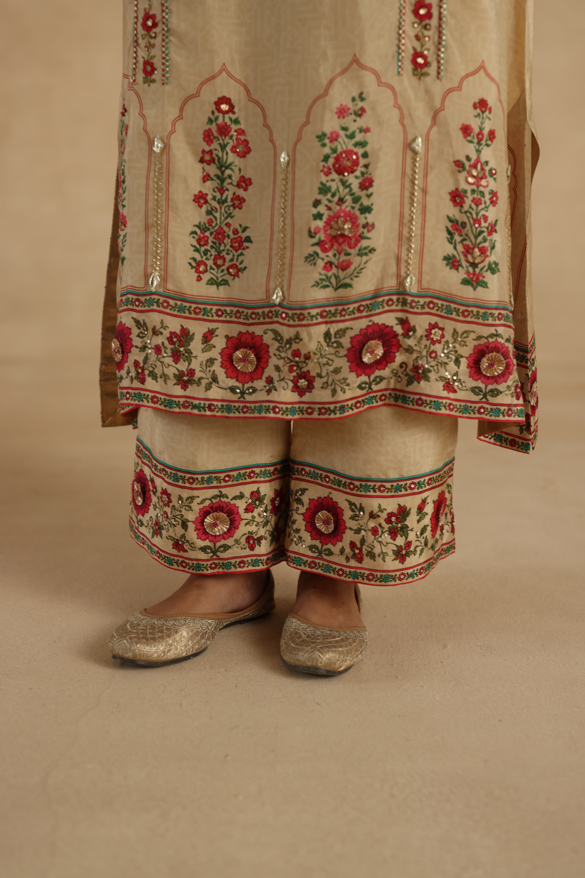 Bagh Suit Set