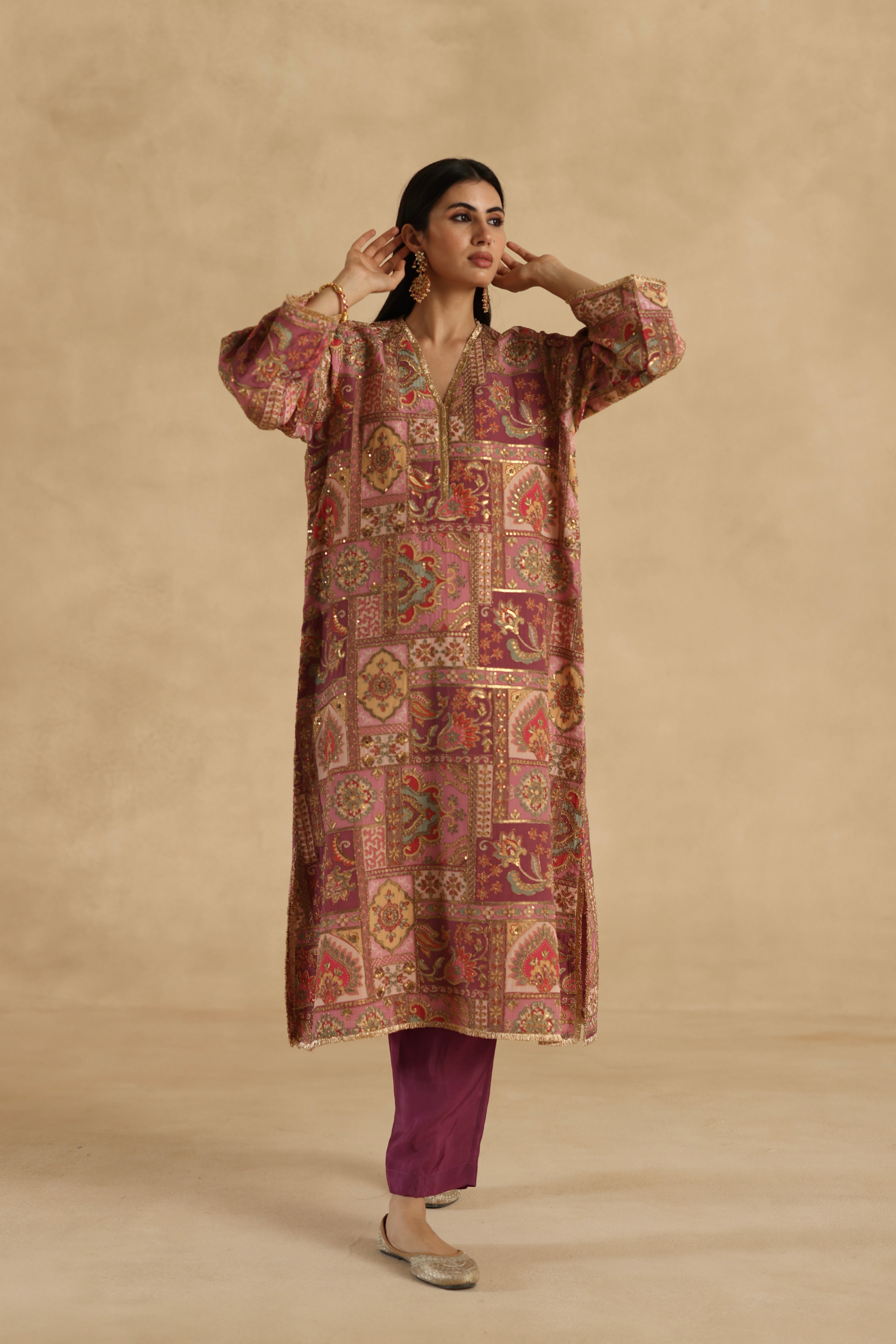Tarini Suit Set