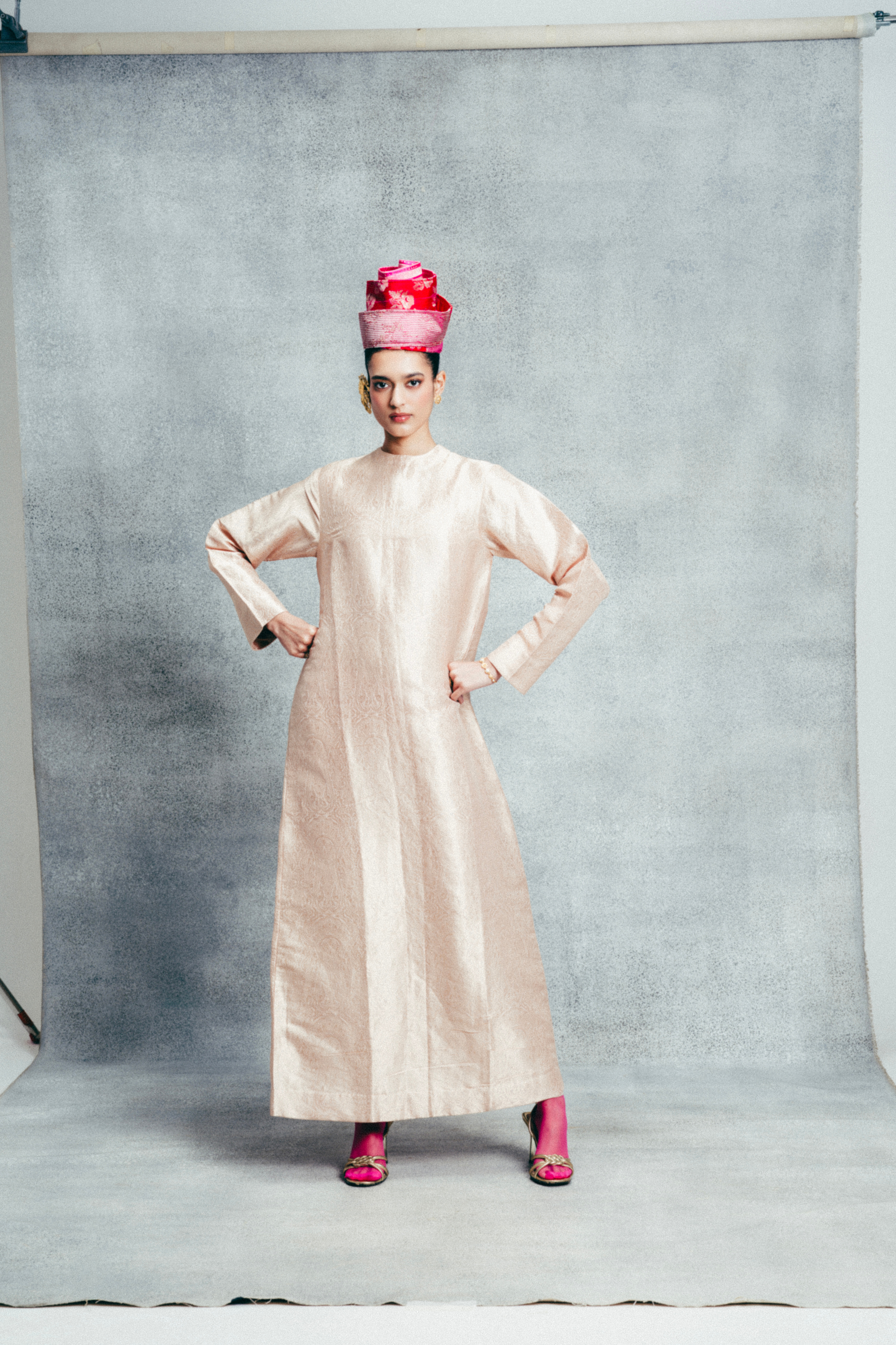 Handwoven Champagne Gold Banarasi Kaftan