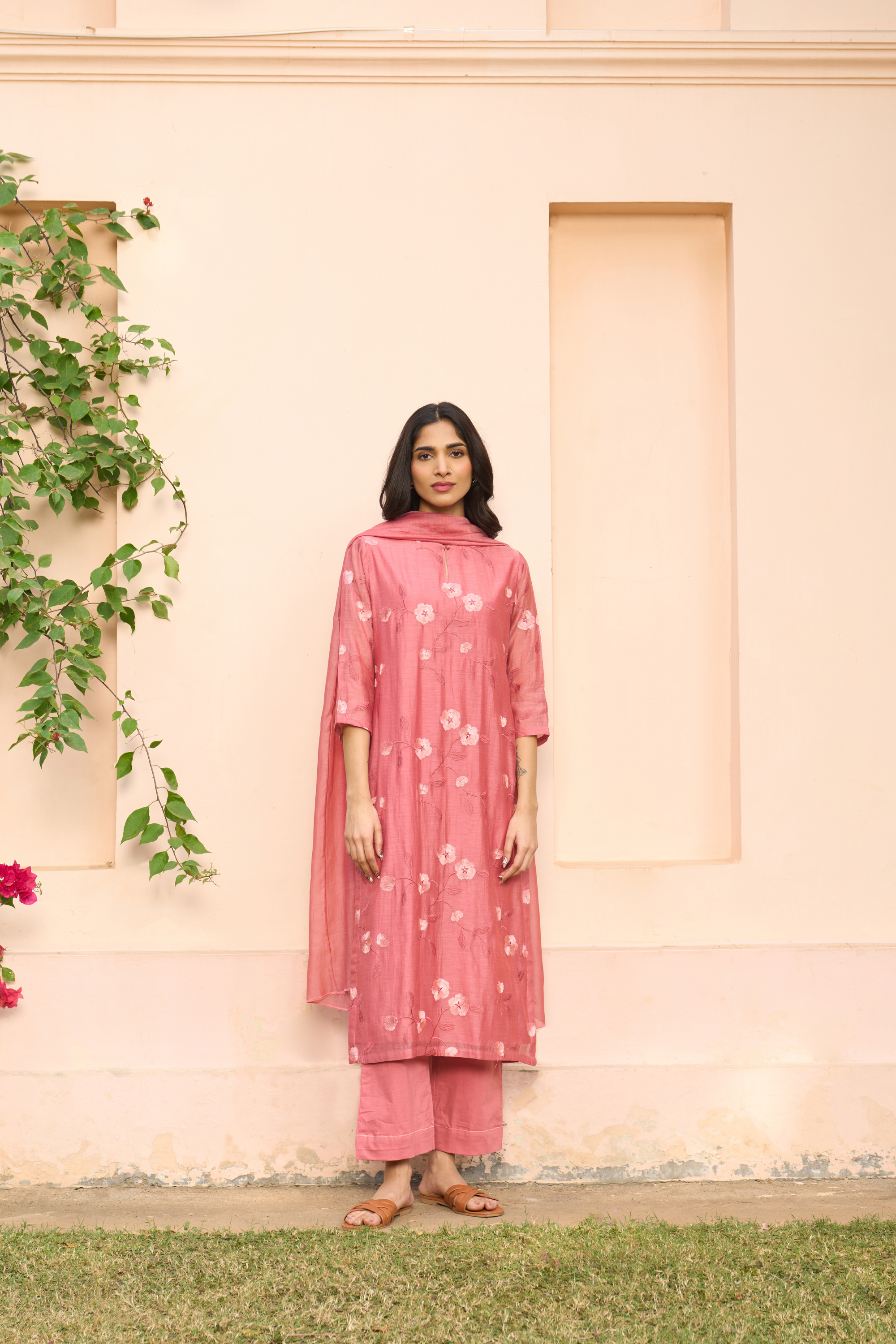 Hibiscus Embroidered Kurta Set