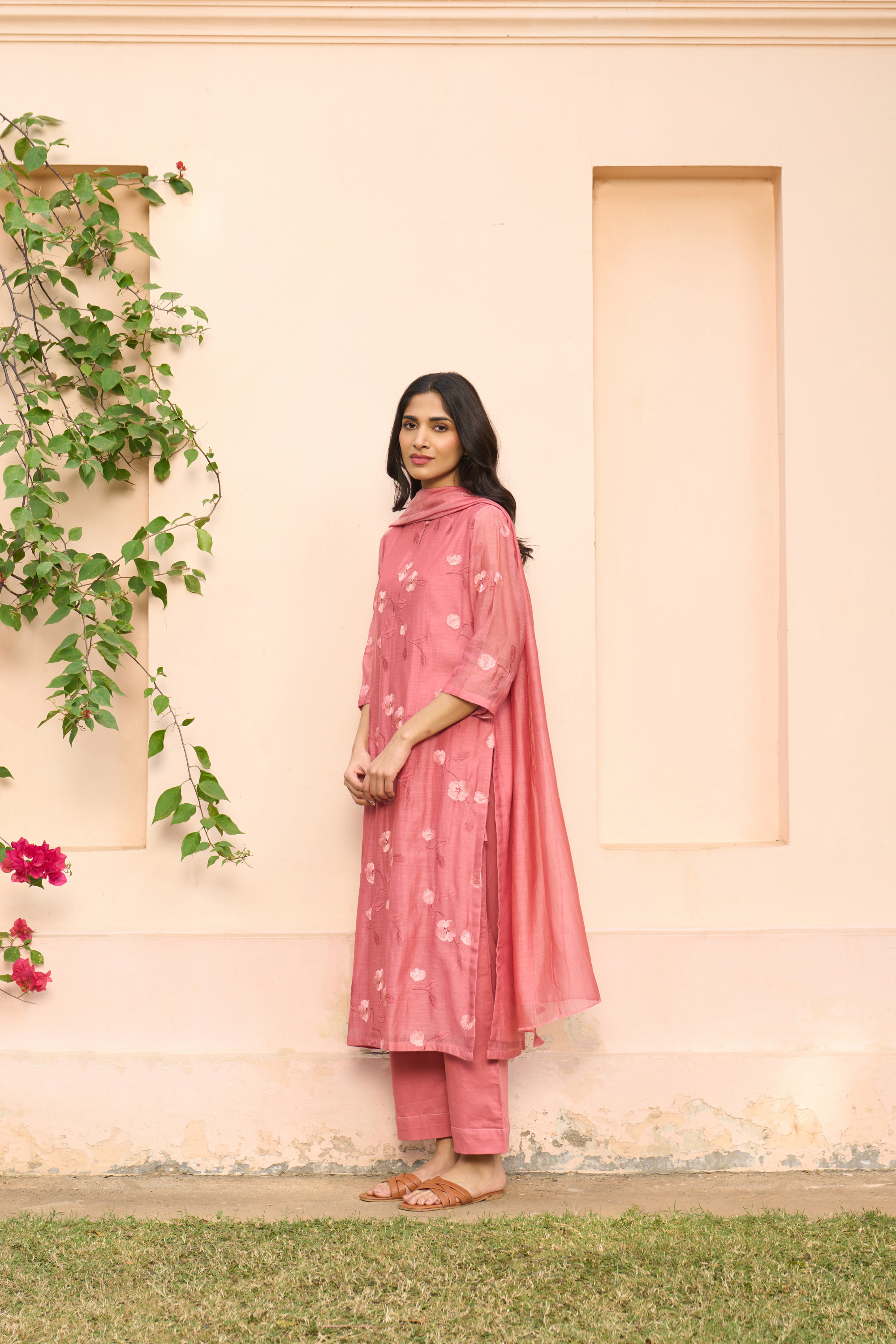 Hibiscus Embroidered Kurta Set