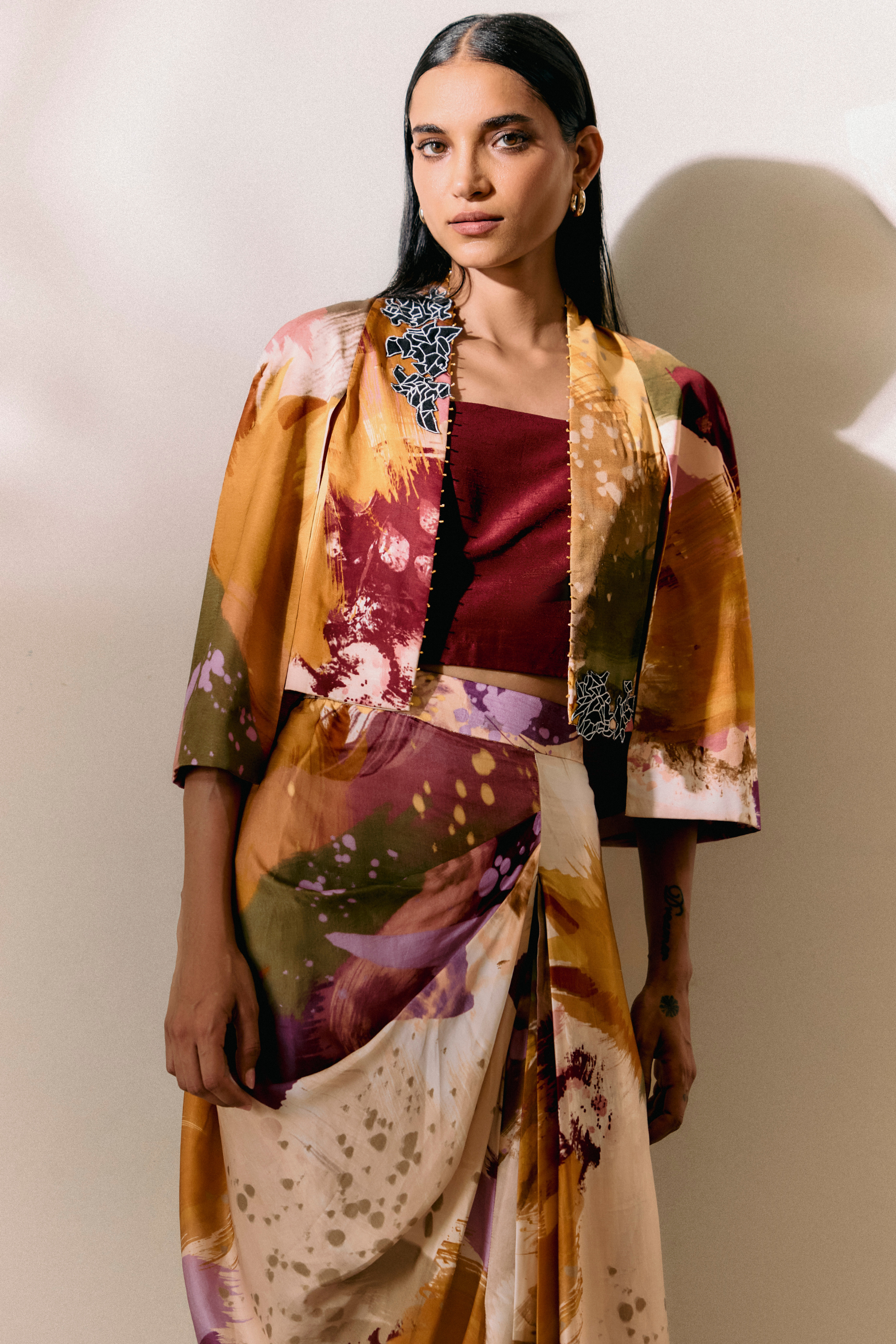 Splatter Short Jacket Set With Slit Skirt